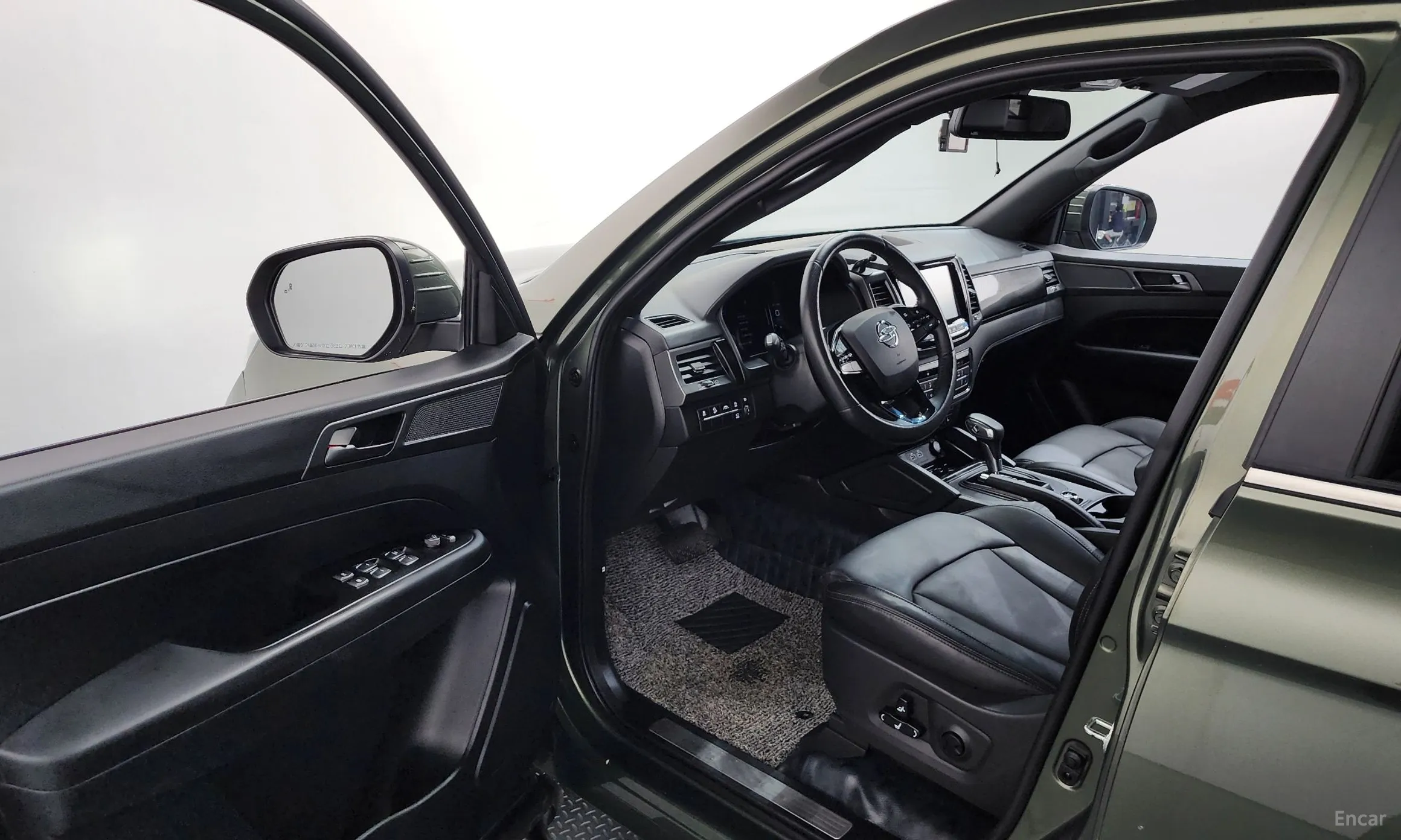 KG Mobility (SsangYong) Rexton Sports превью 10