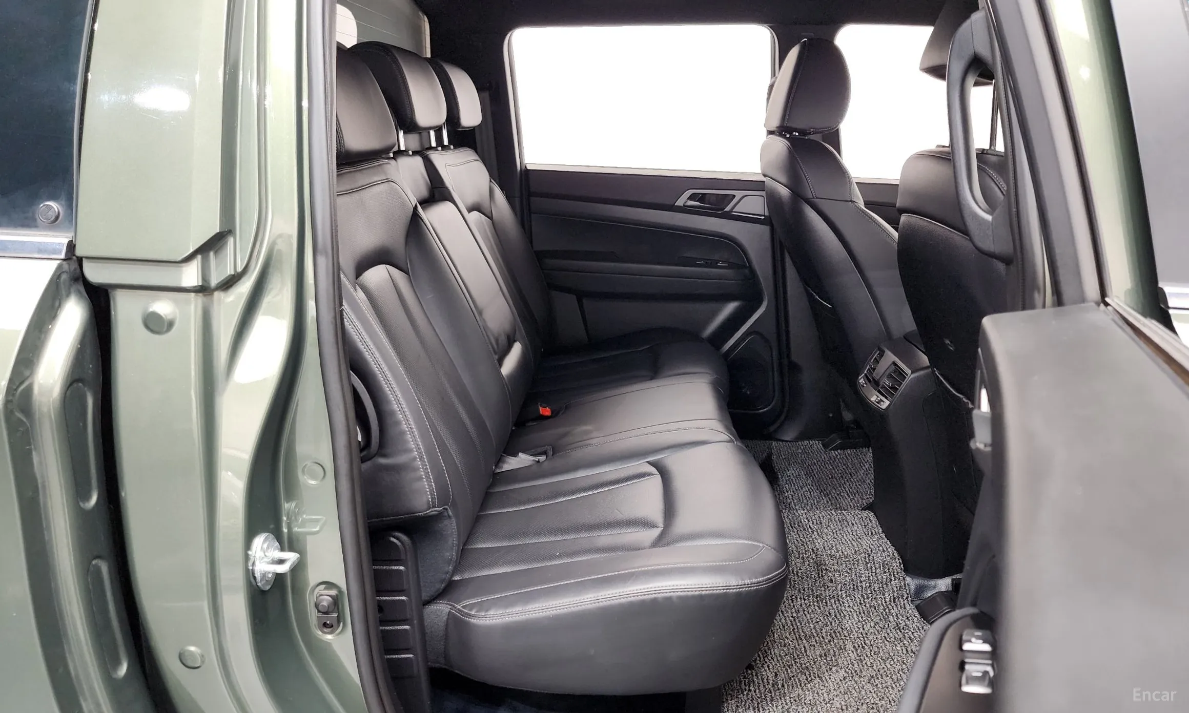 KG Mobility (SsangYong) Rexton Sports превью 11