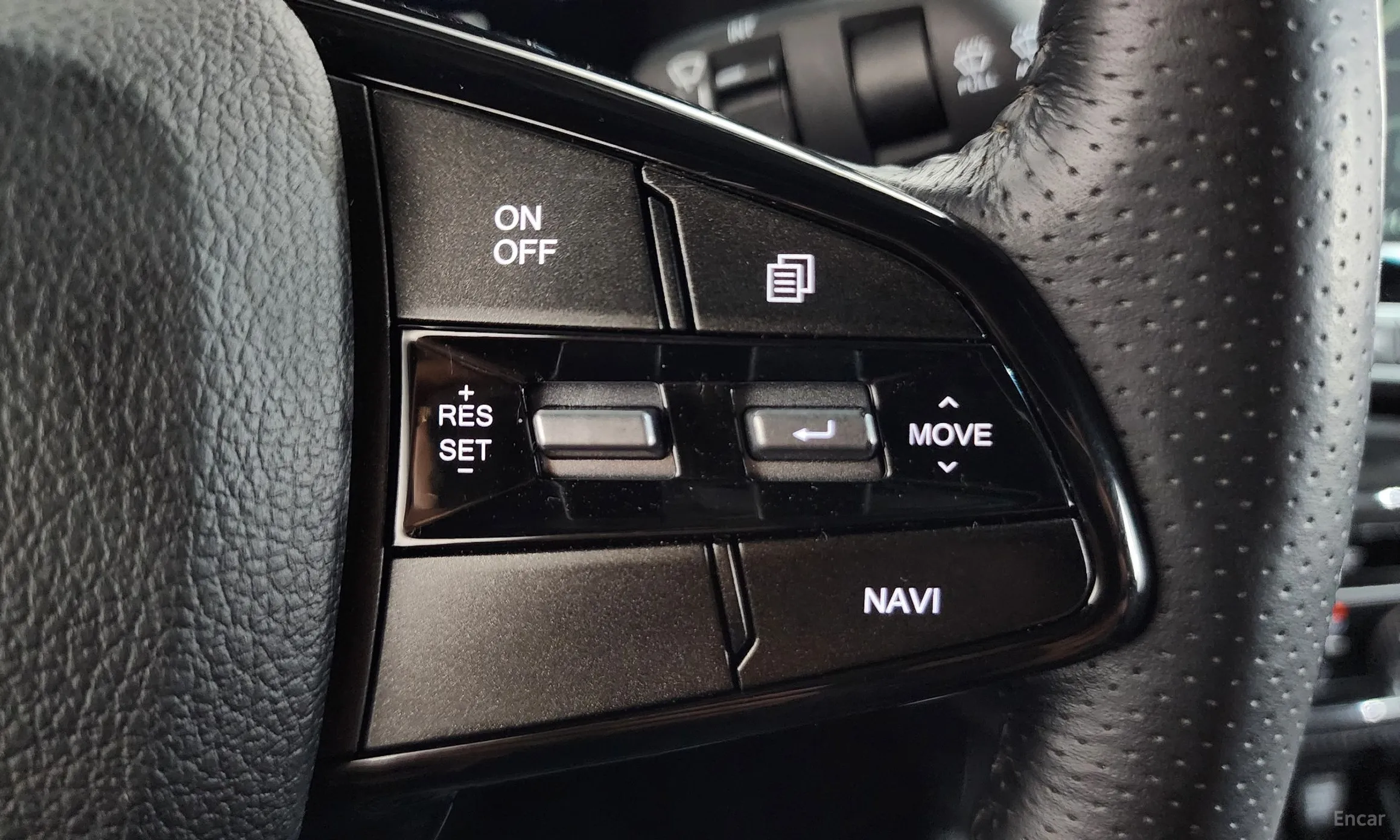 KG Mobility (SsangYong) Rexton Sports превью 17