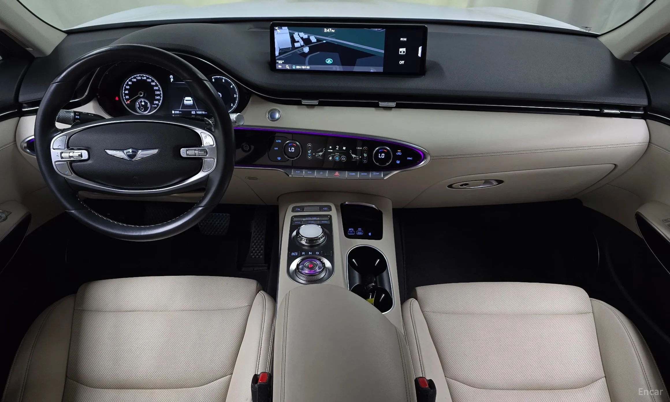 Genesis GV70 превью 7