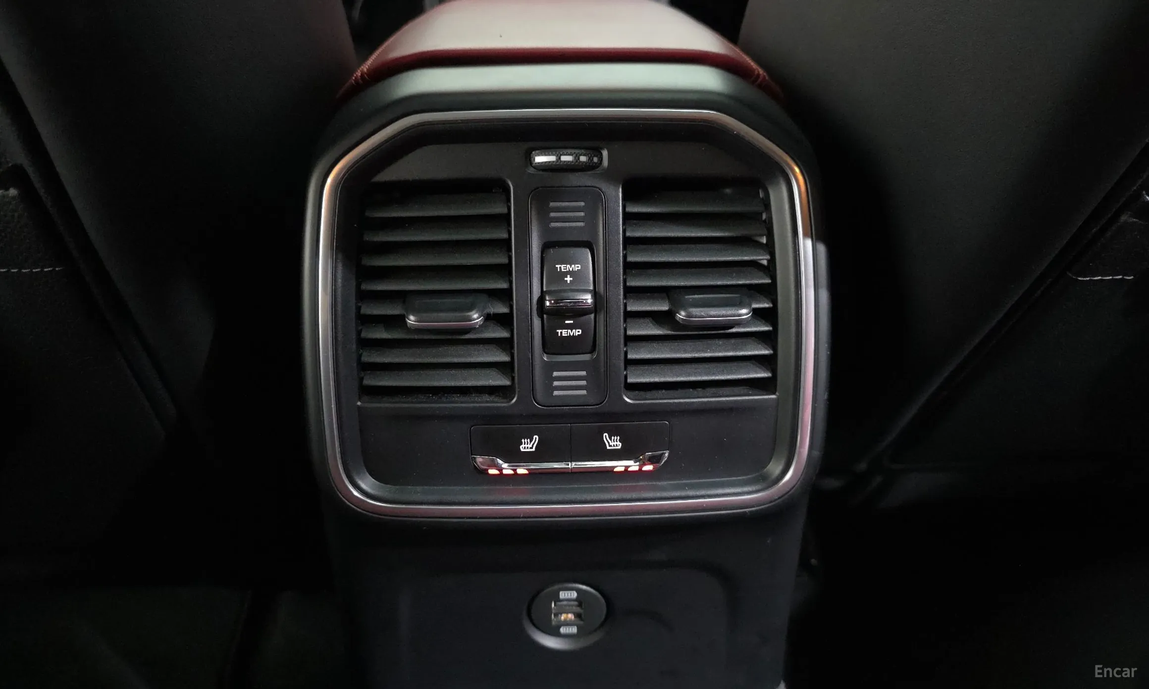Porsche Macan превью 17