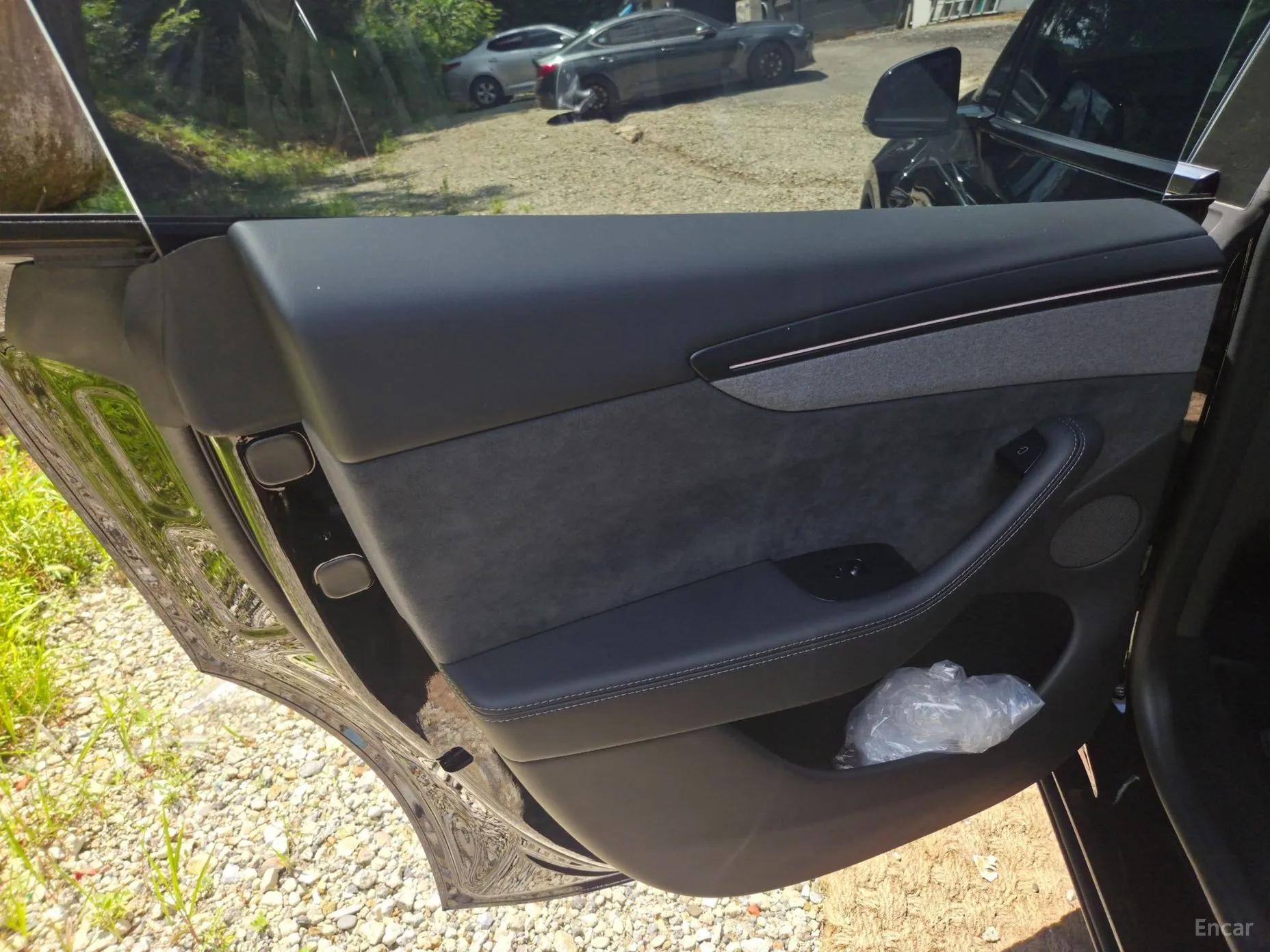 Tesla Model Y превью 12
