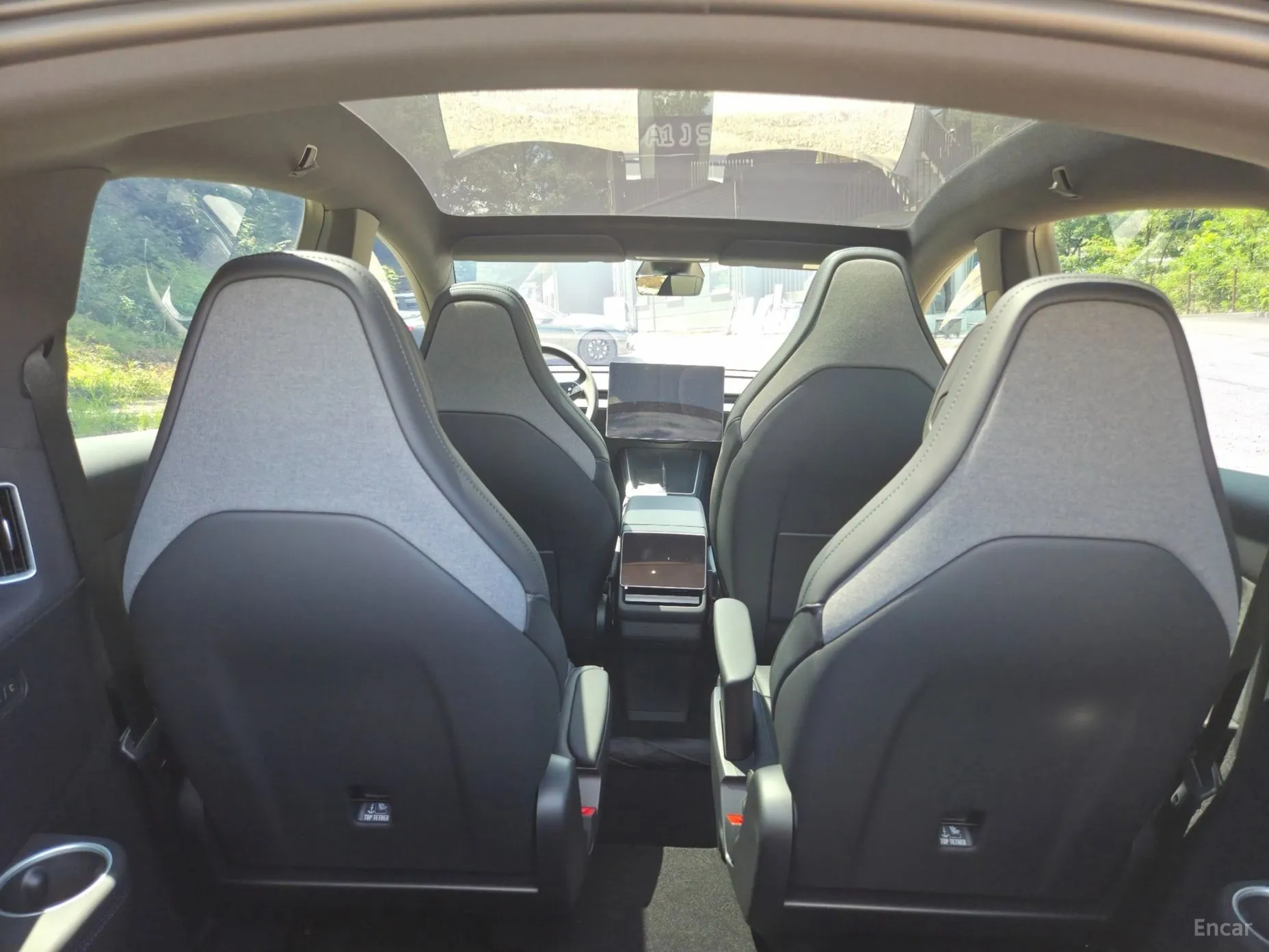 Tesla Model Y превью 8