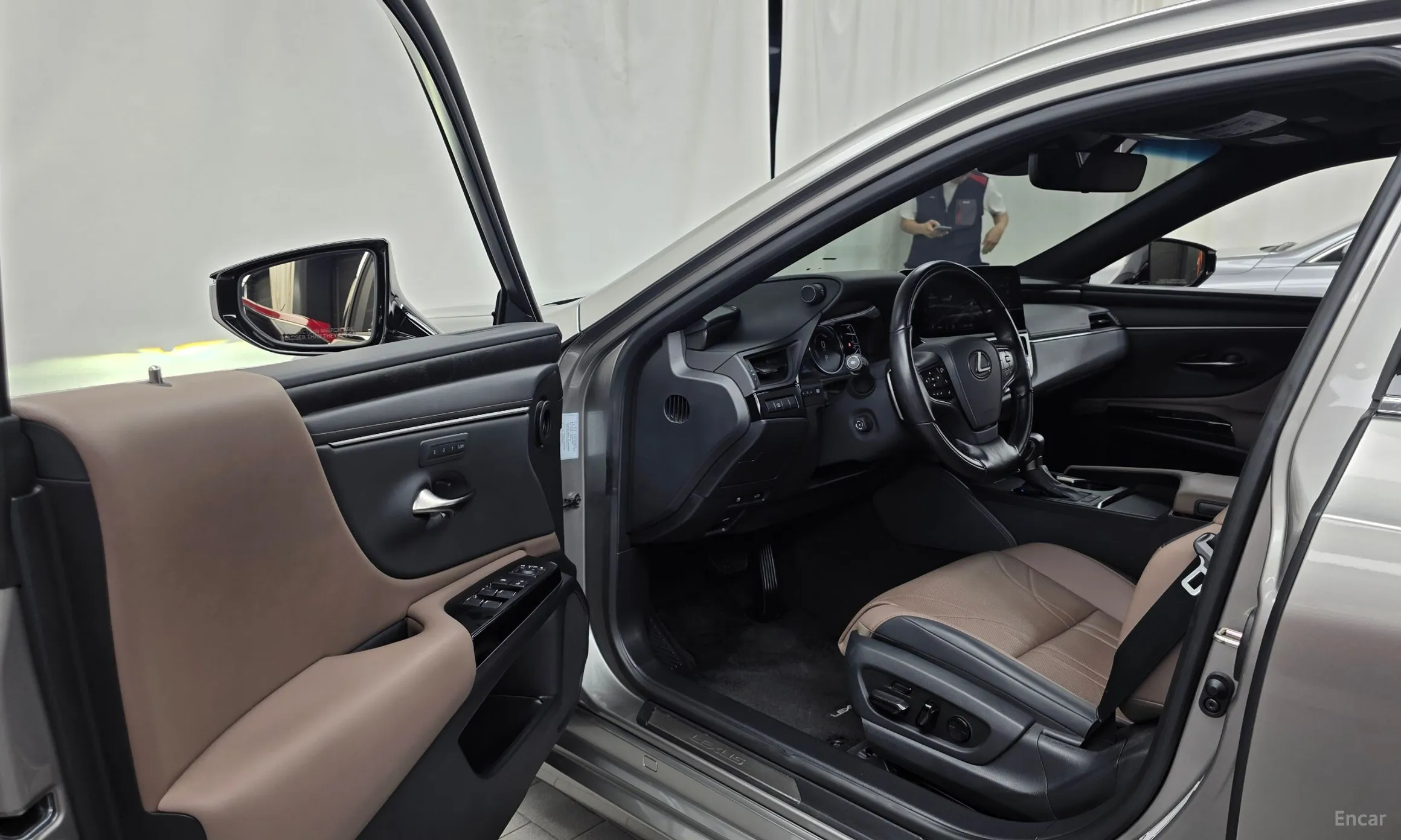 Lexus ES300h 7th Generation превью 10