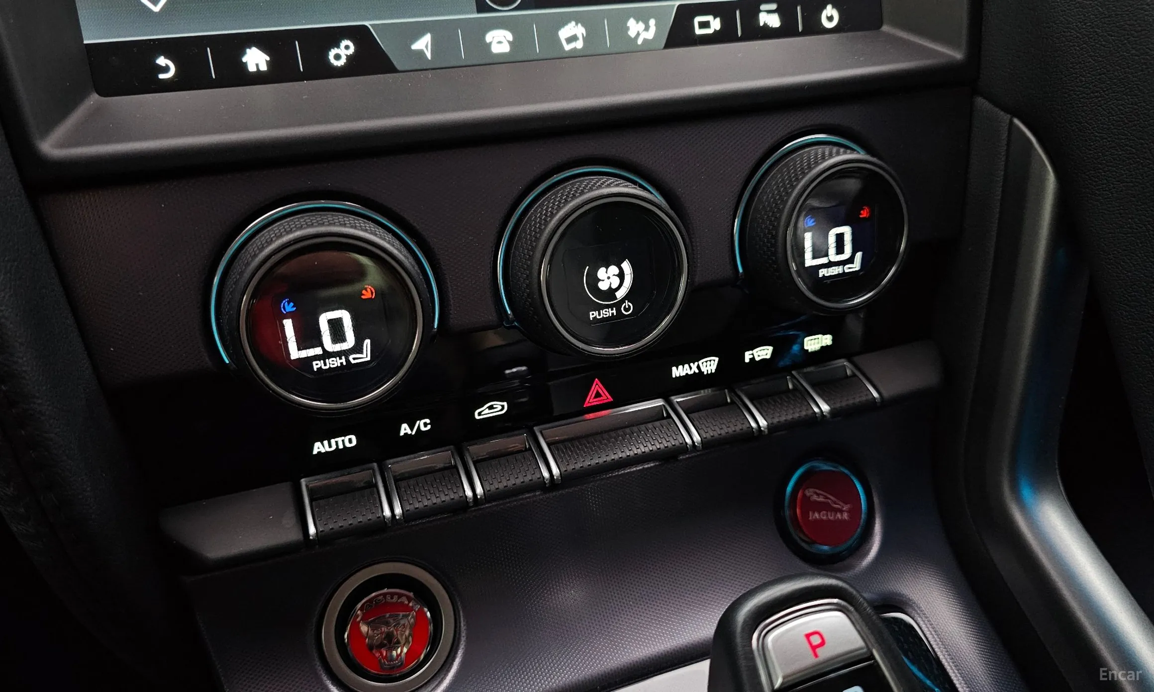 Jaguar F-TYPE превью 17