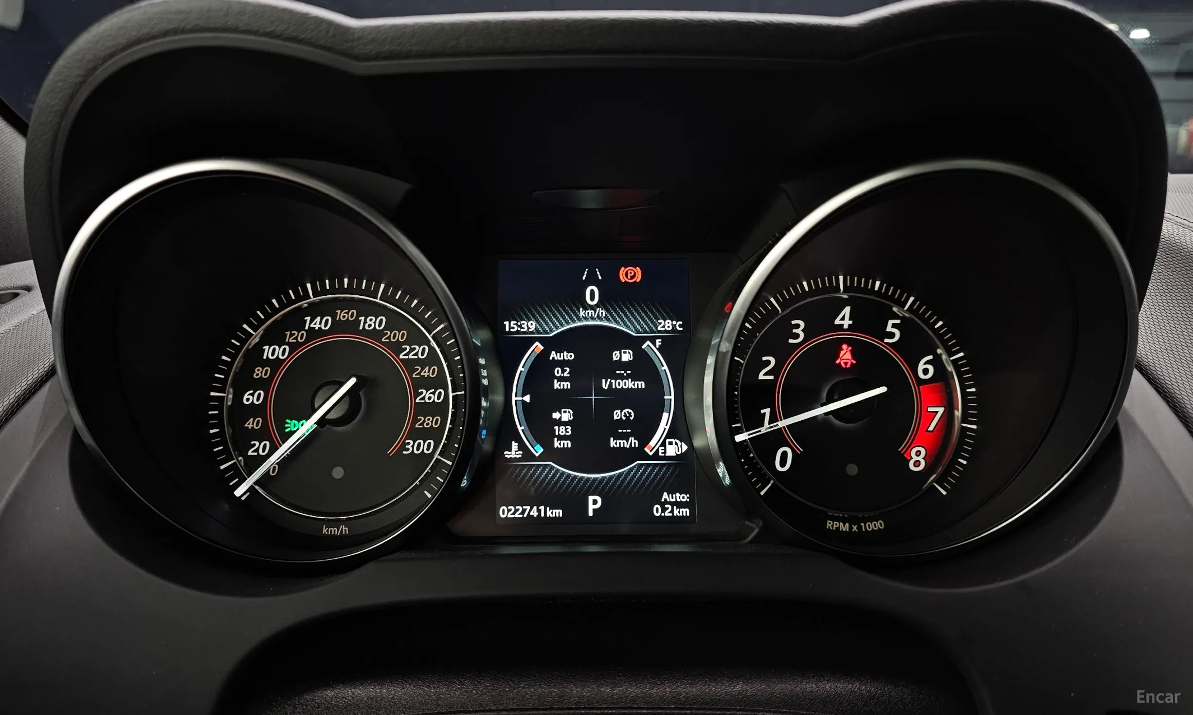 Jaguar F-TYPE превью 8
