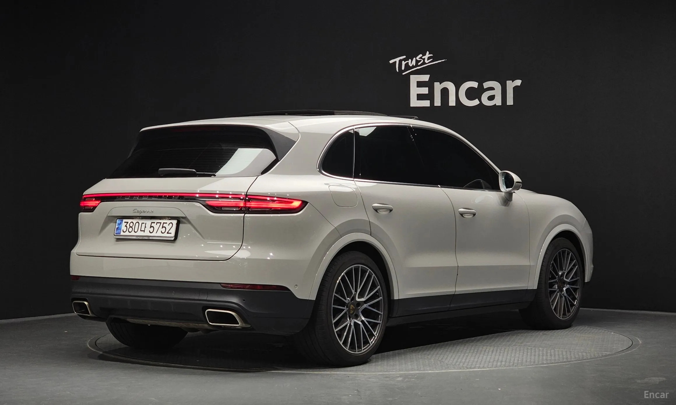 Porsche Cayenne (PO536)