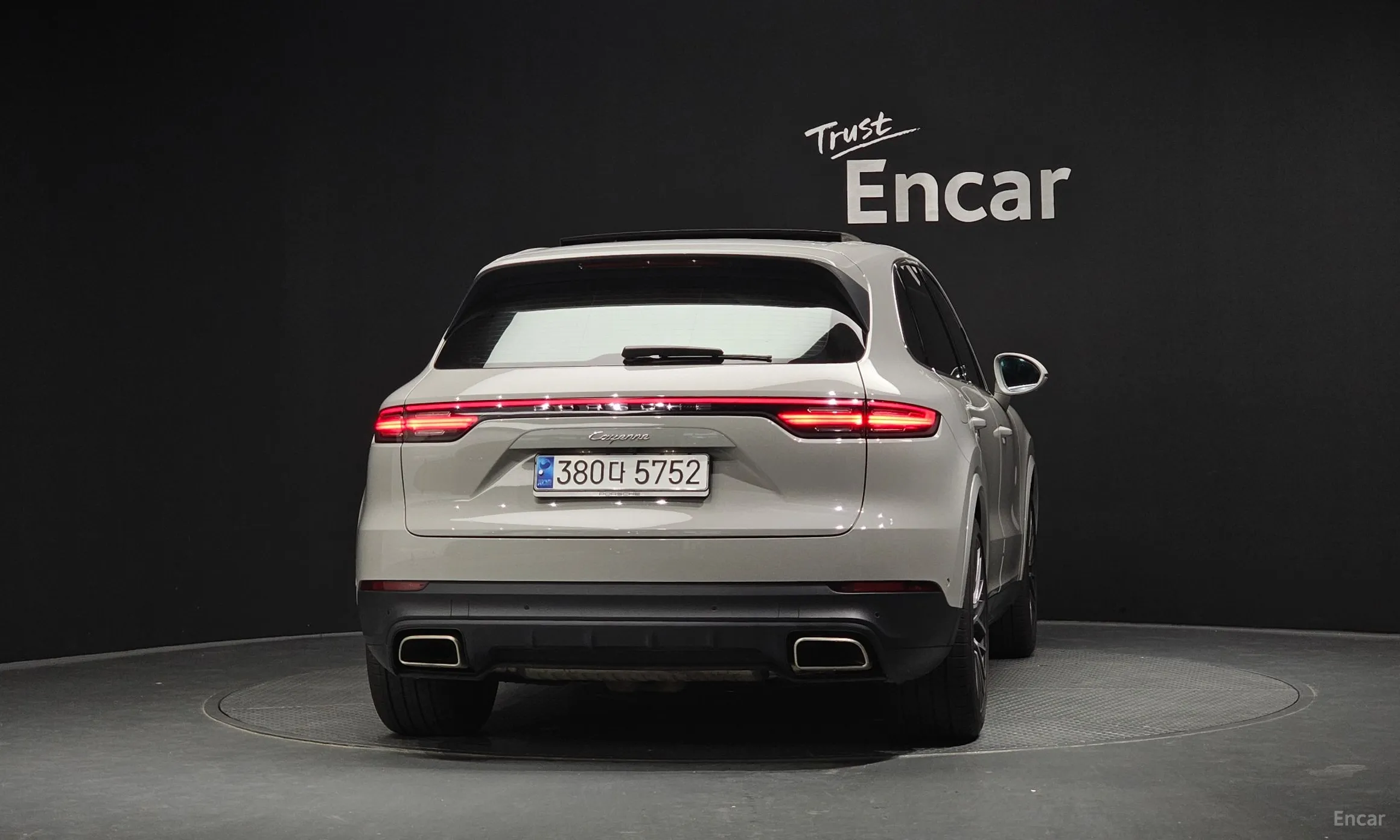 Porsche Cayenne (PO536) превью 4