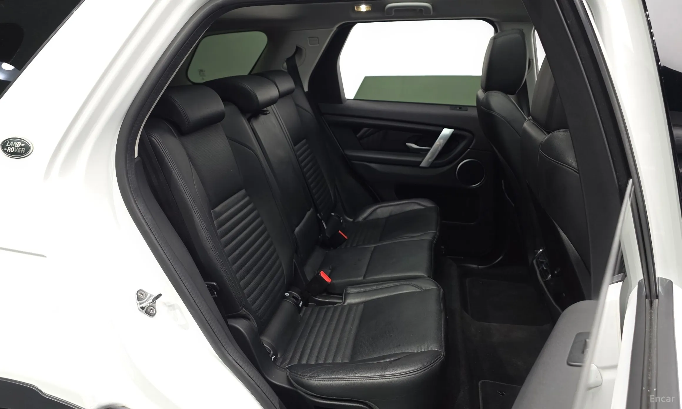 Land Rover Discovery Sports превью 11