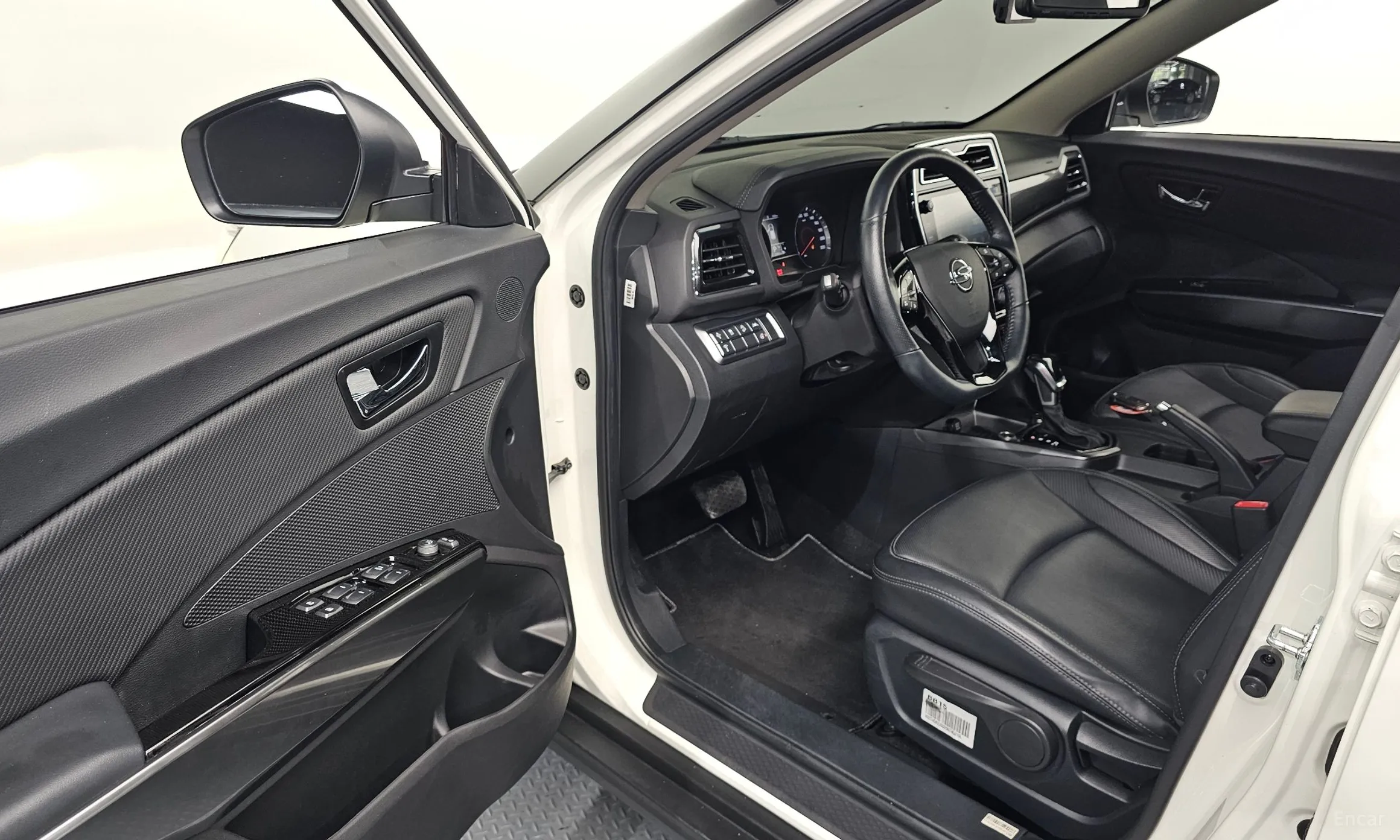 KG Mobility (SsangYong) Berry New Tivoli превью 10