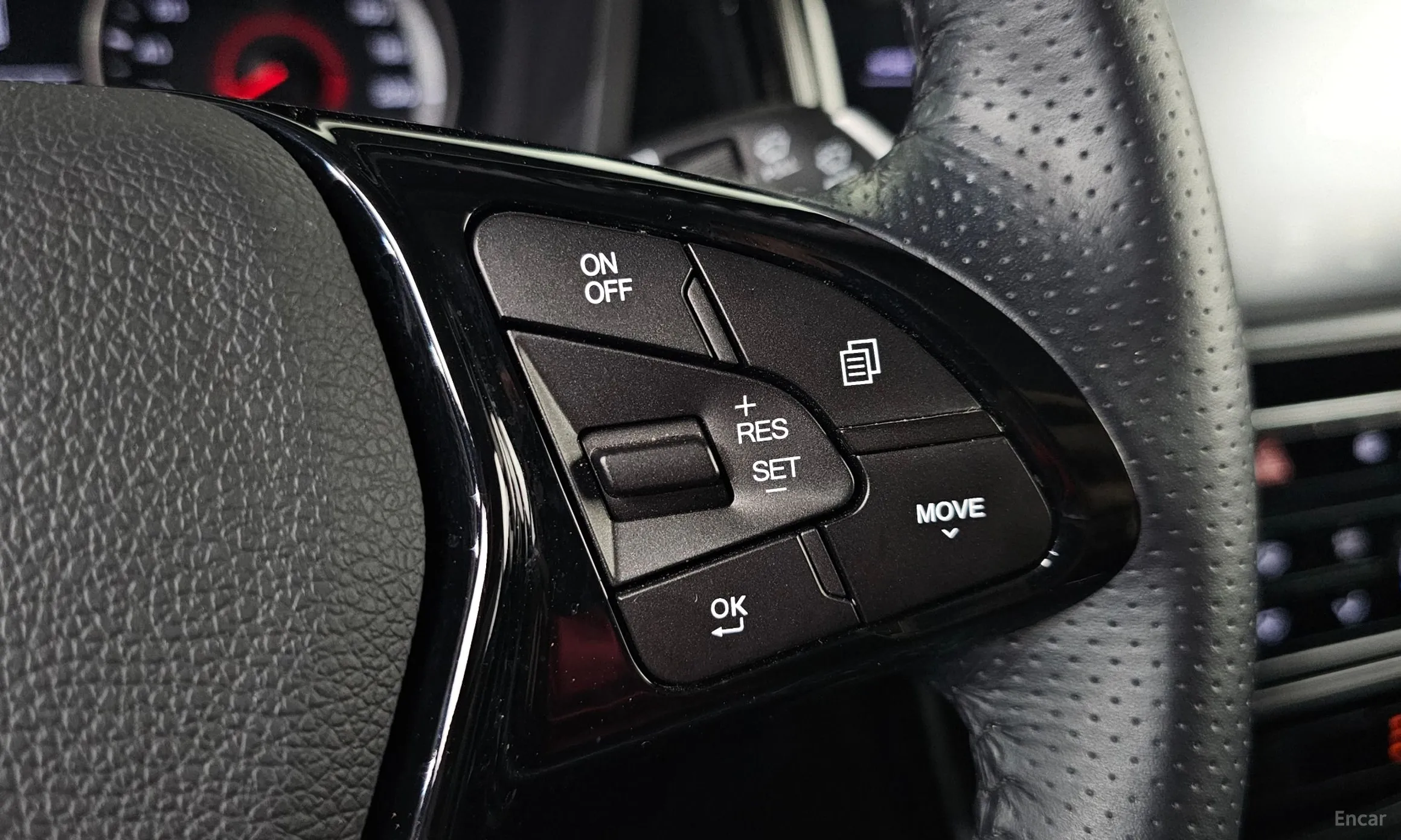KG Mobility (SsangYong) Berry New Tivoli превью 13