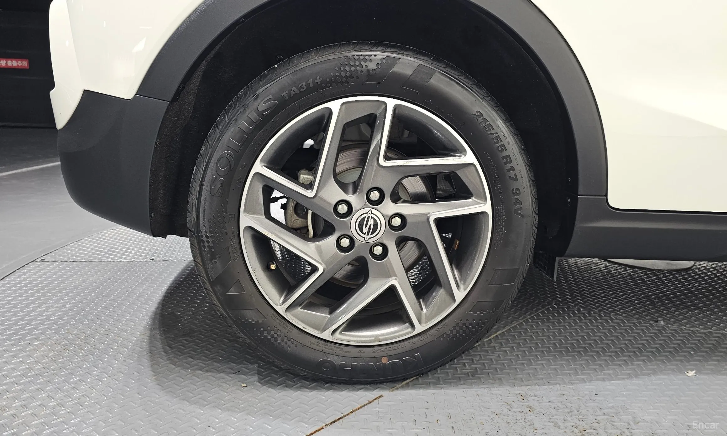 KG Mobility (SsangYong) Berry New Tivoli превью 5