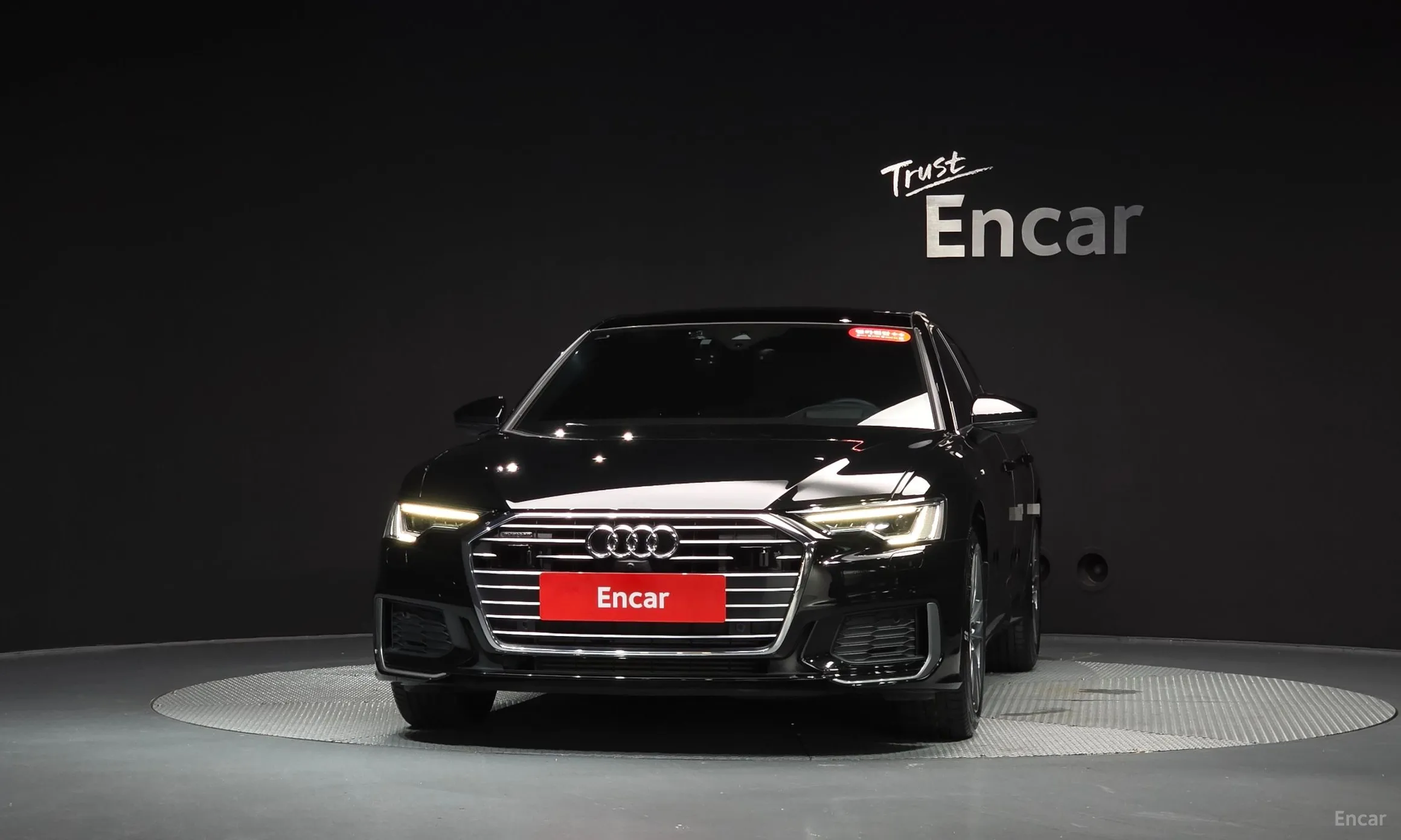 Audi A6 (C8) превью 3