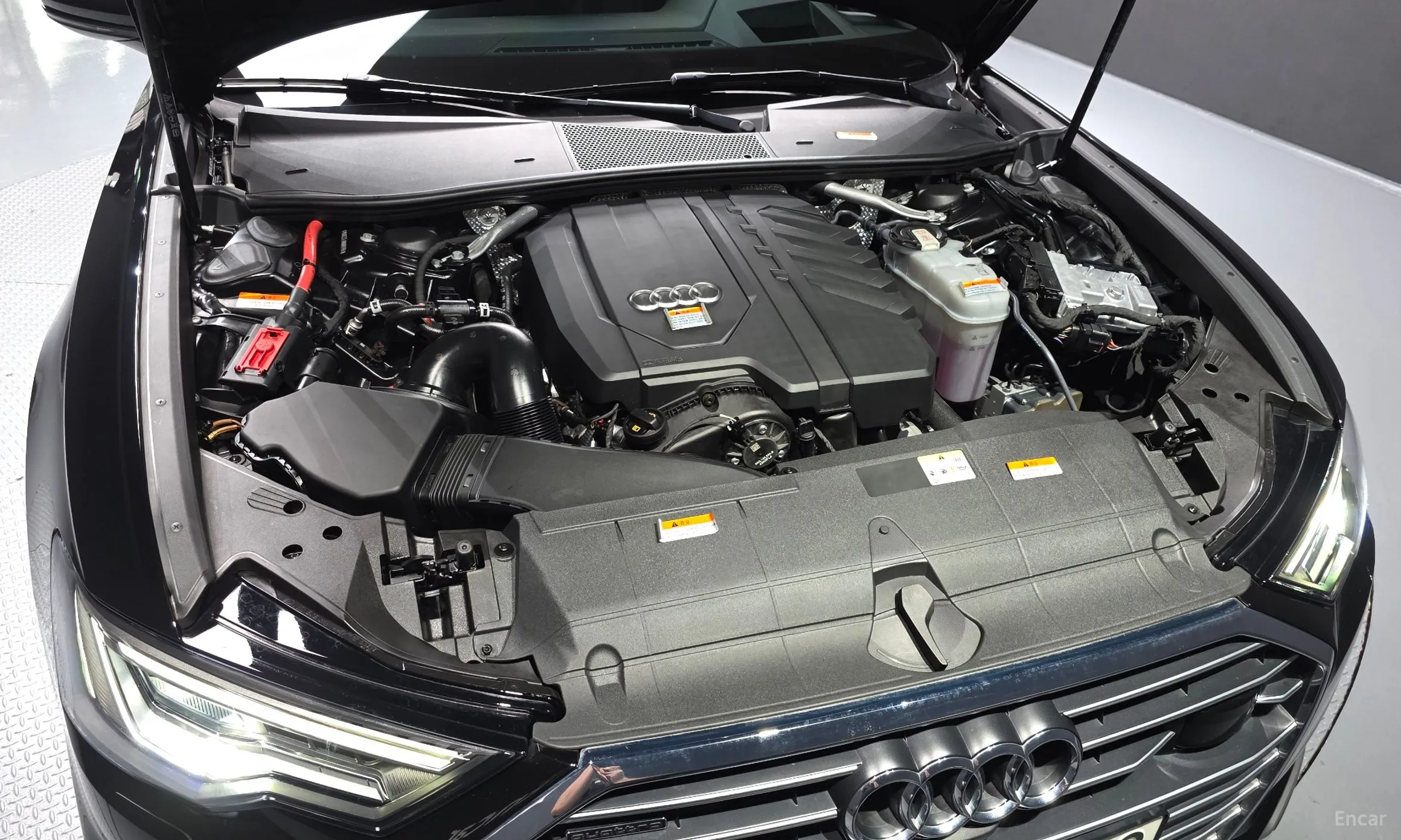 Audi A6 (C8) превью 6