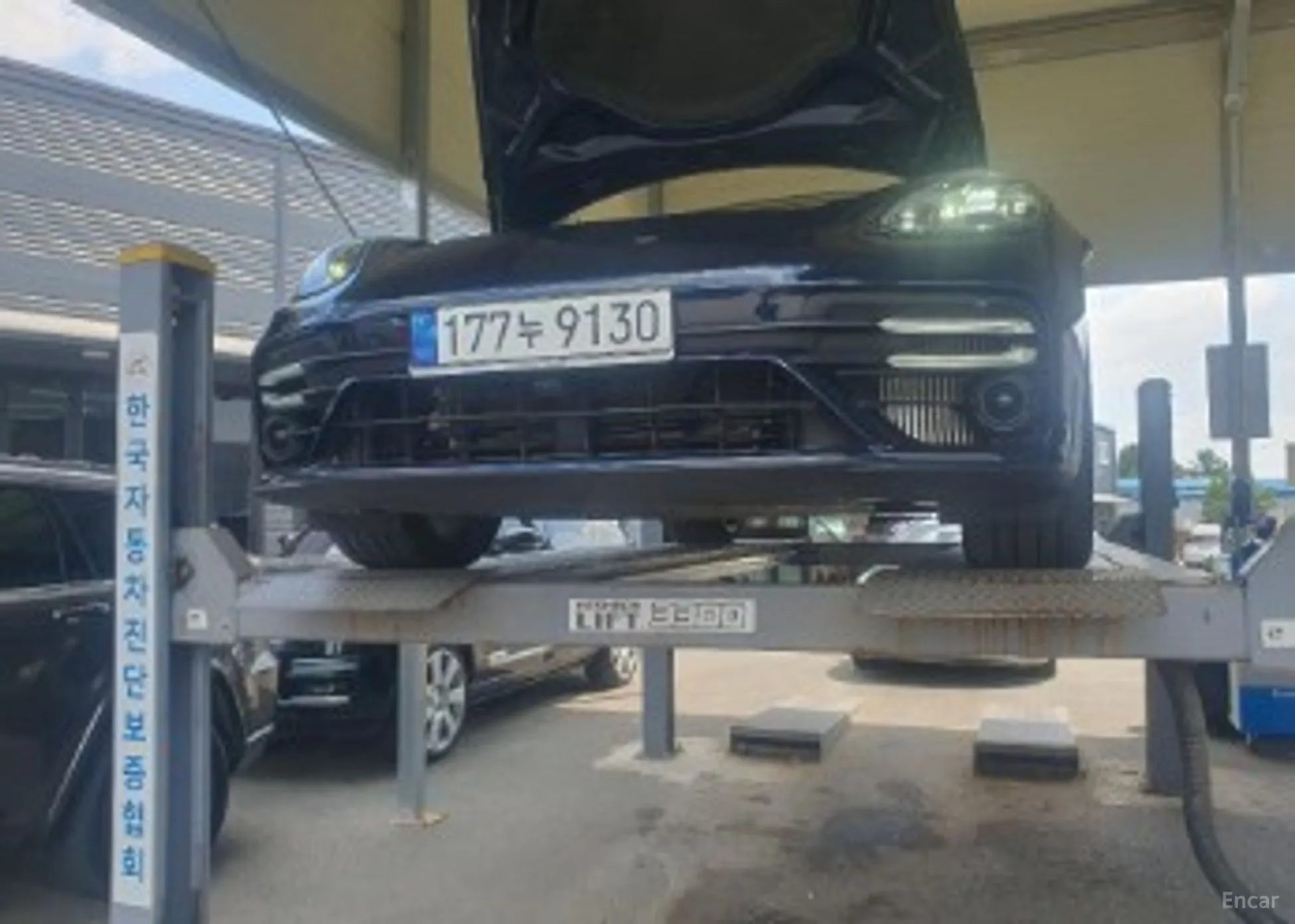 Porsche Panamera (971)