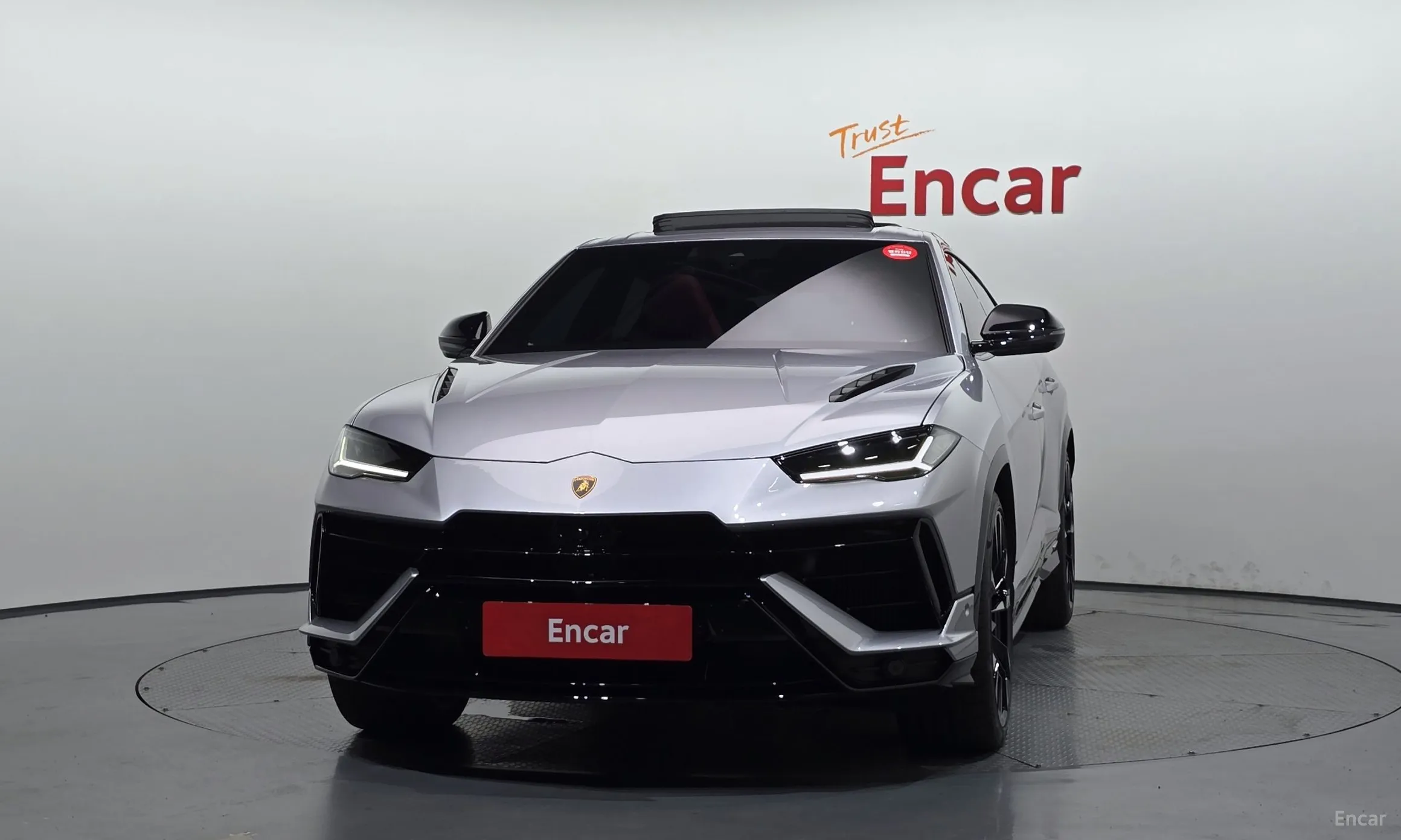 Lamborghini Urus превью 3