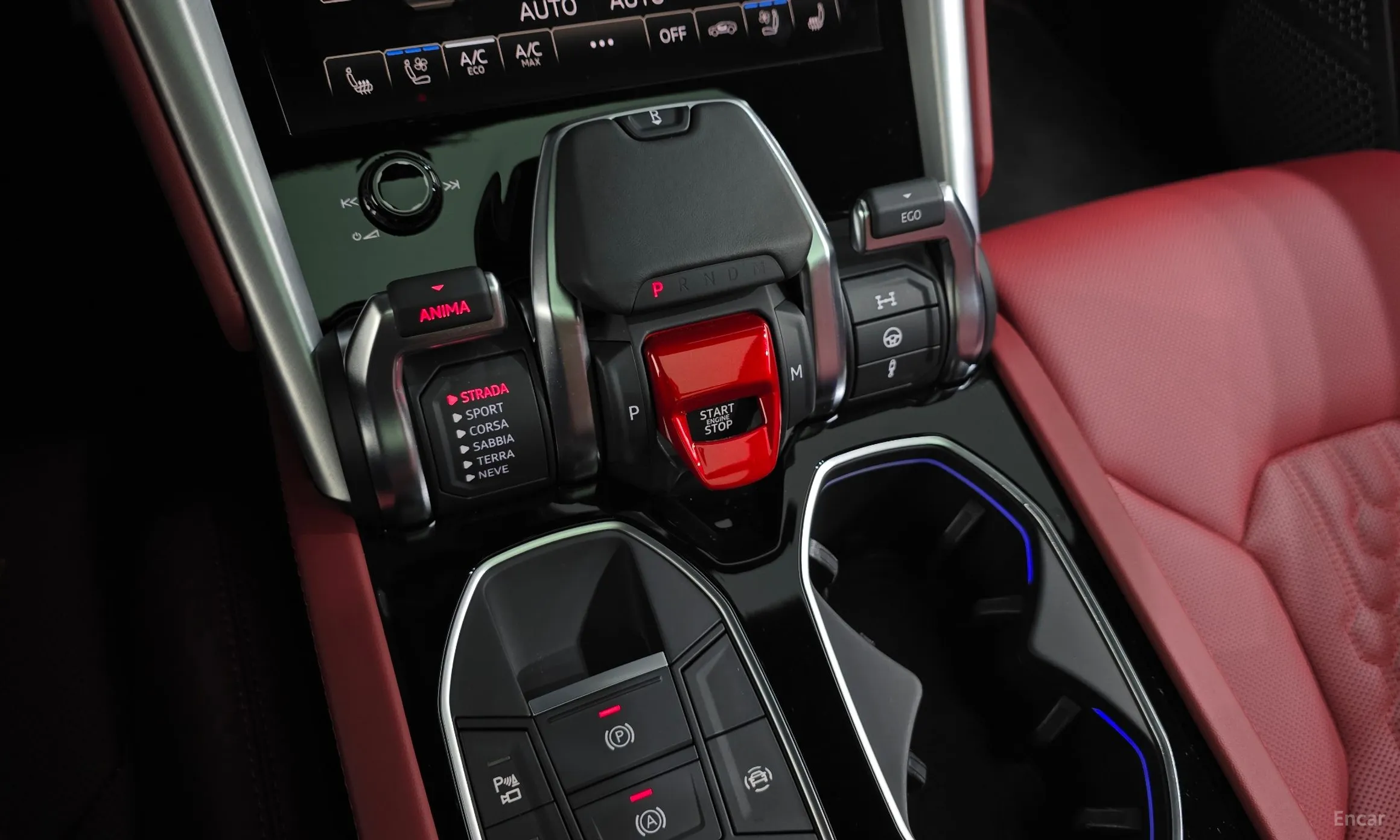 Lamborghini Urus превью 9