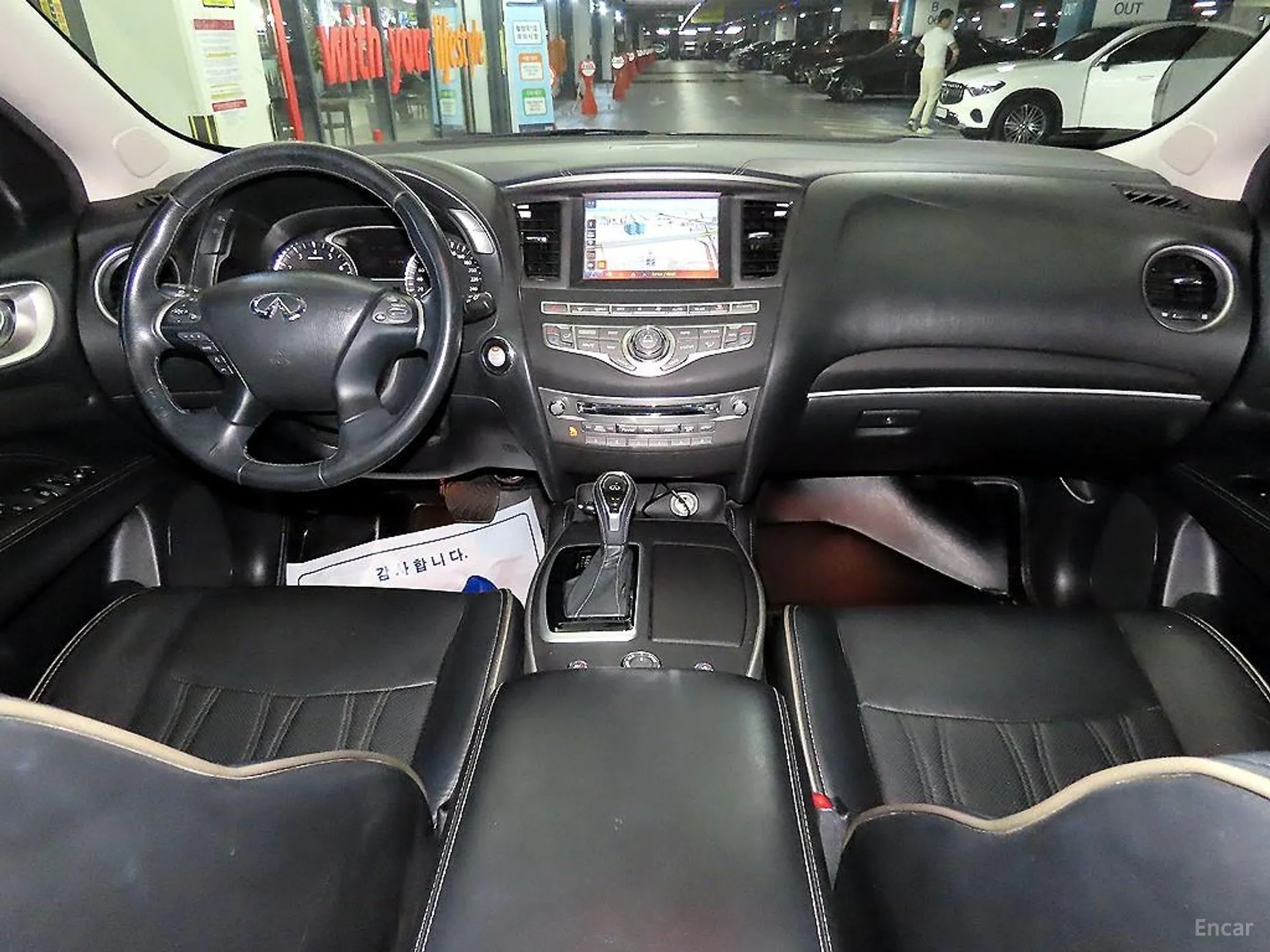 Infiniti QX60 превью 10
