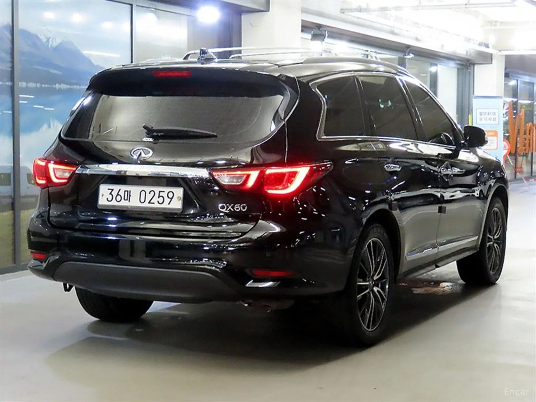 Infiniti QX60 превью 4