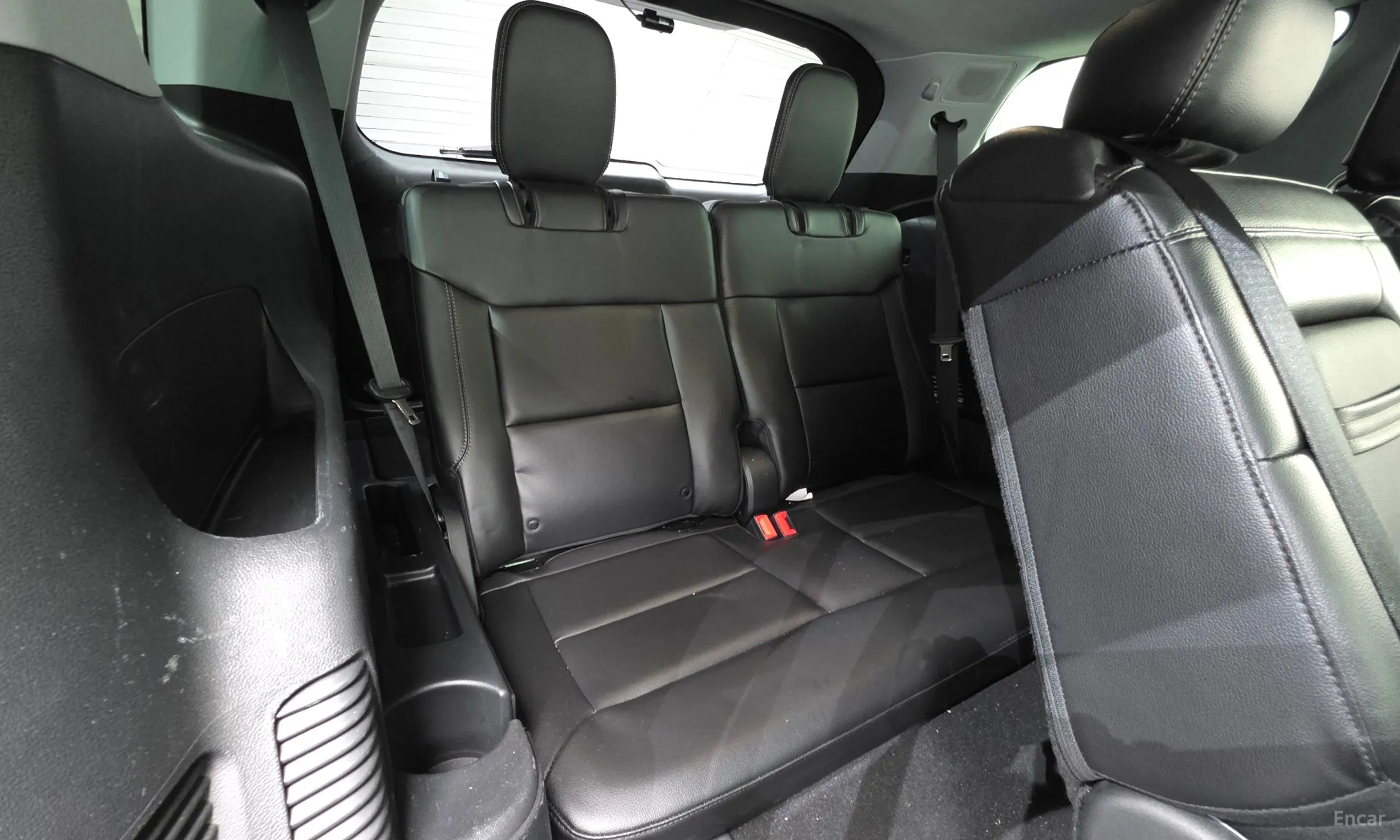 Ford Explorer 6th Generation превью 18
