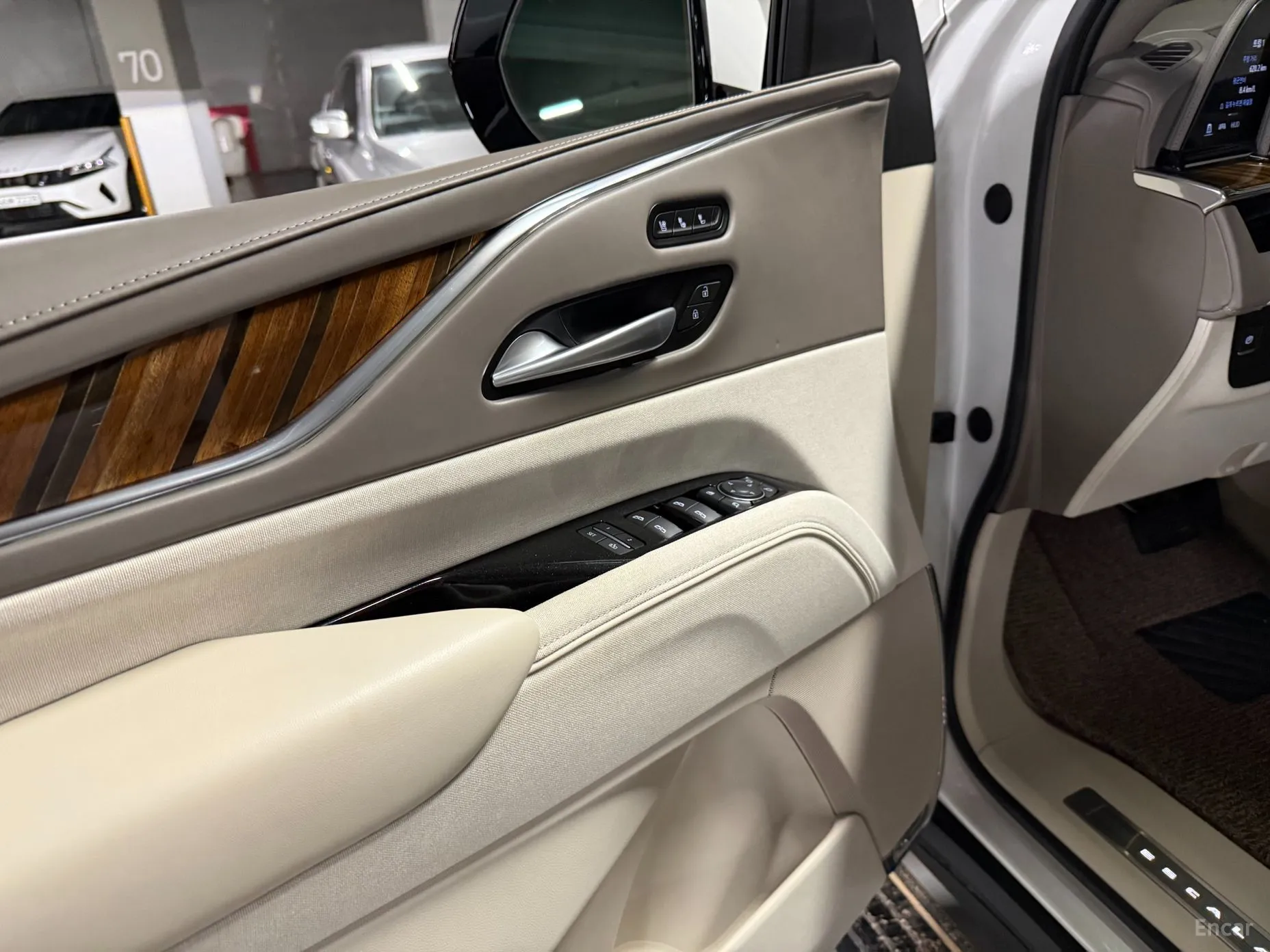 Cadillac Escalade 5th Generation превью 5