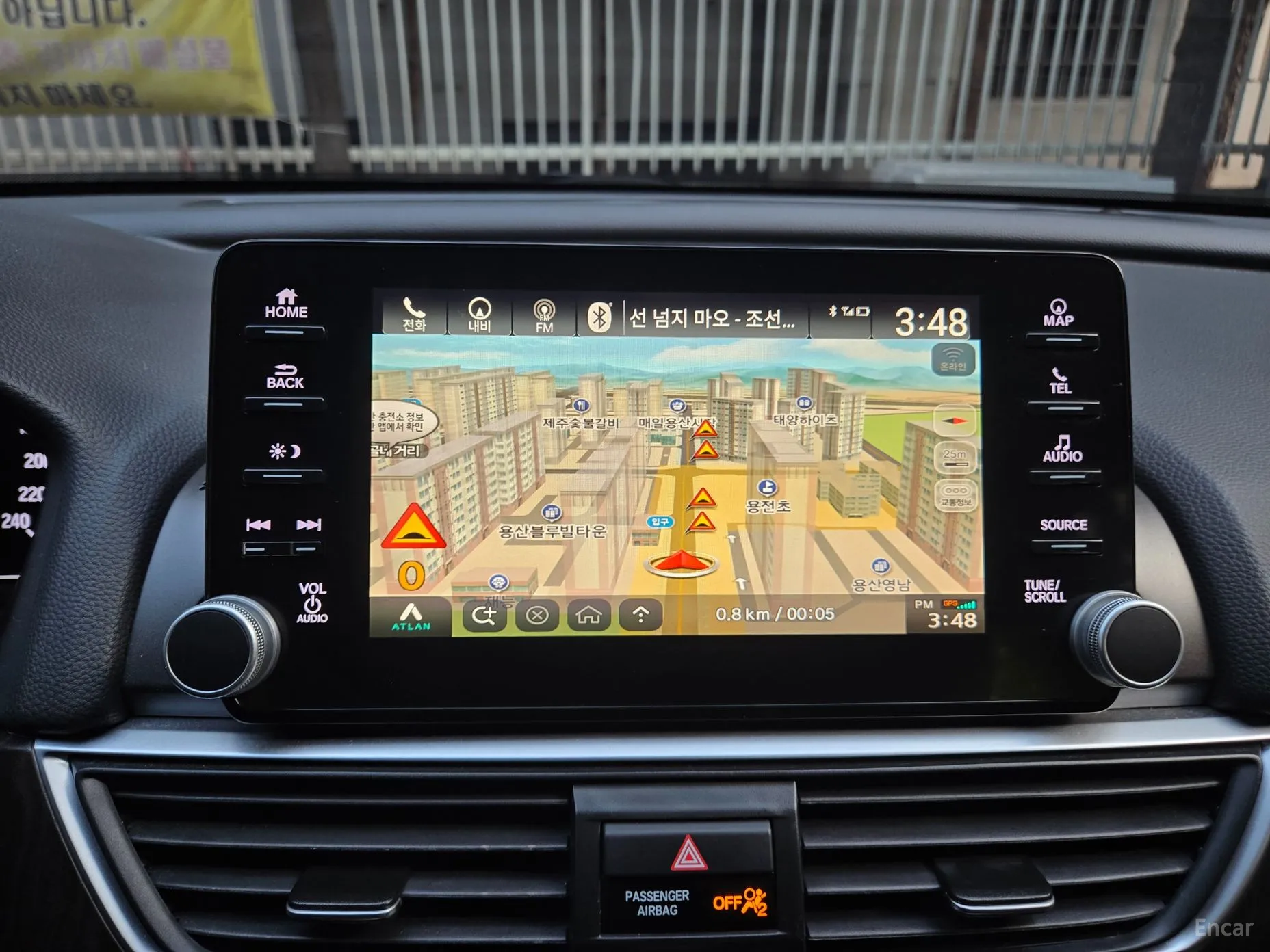 Honda Accord 10th Generation превью 10