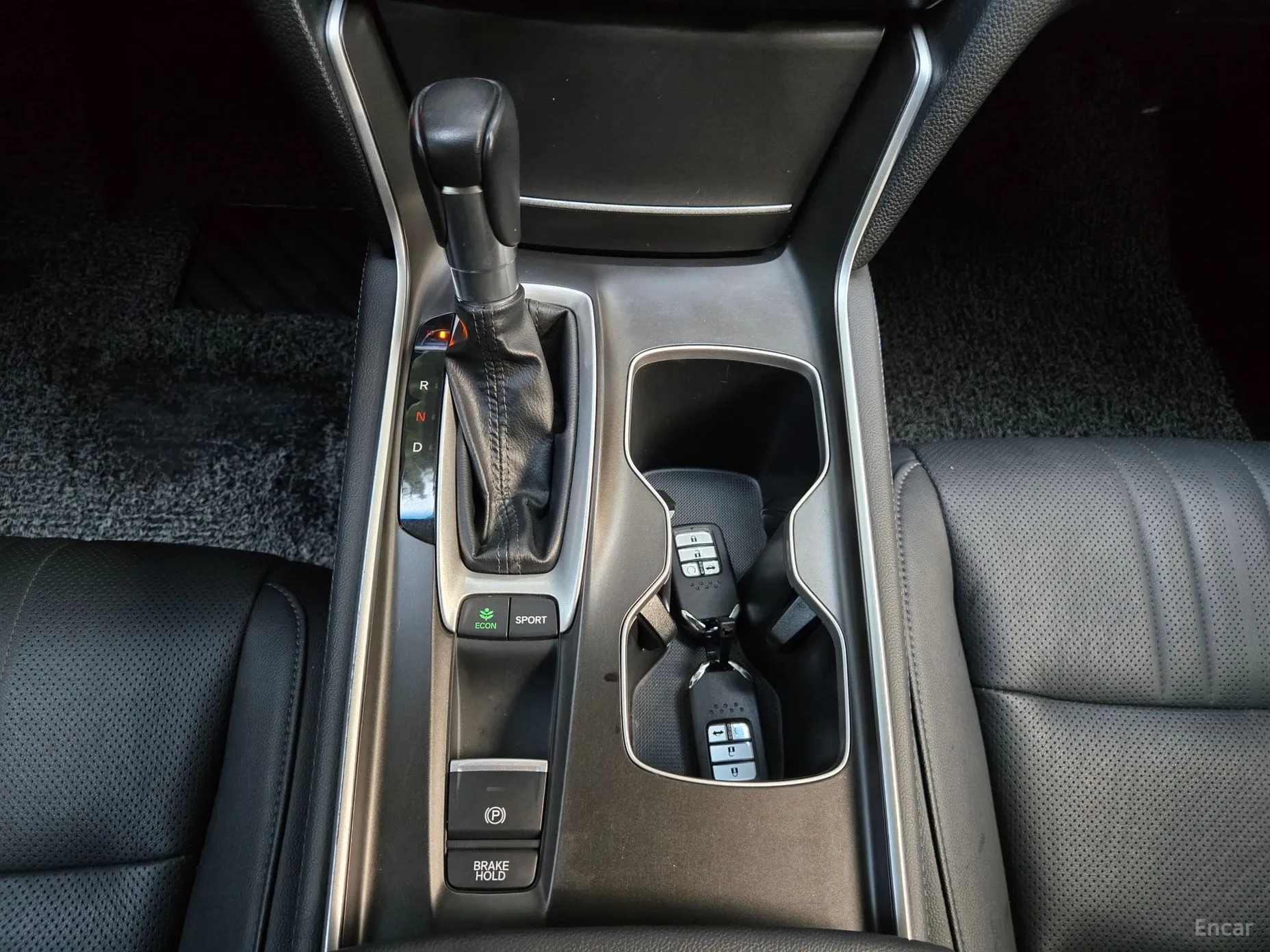Honda Accord 10th Generation превью 12