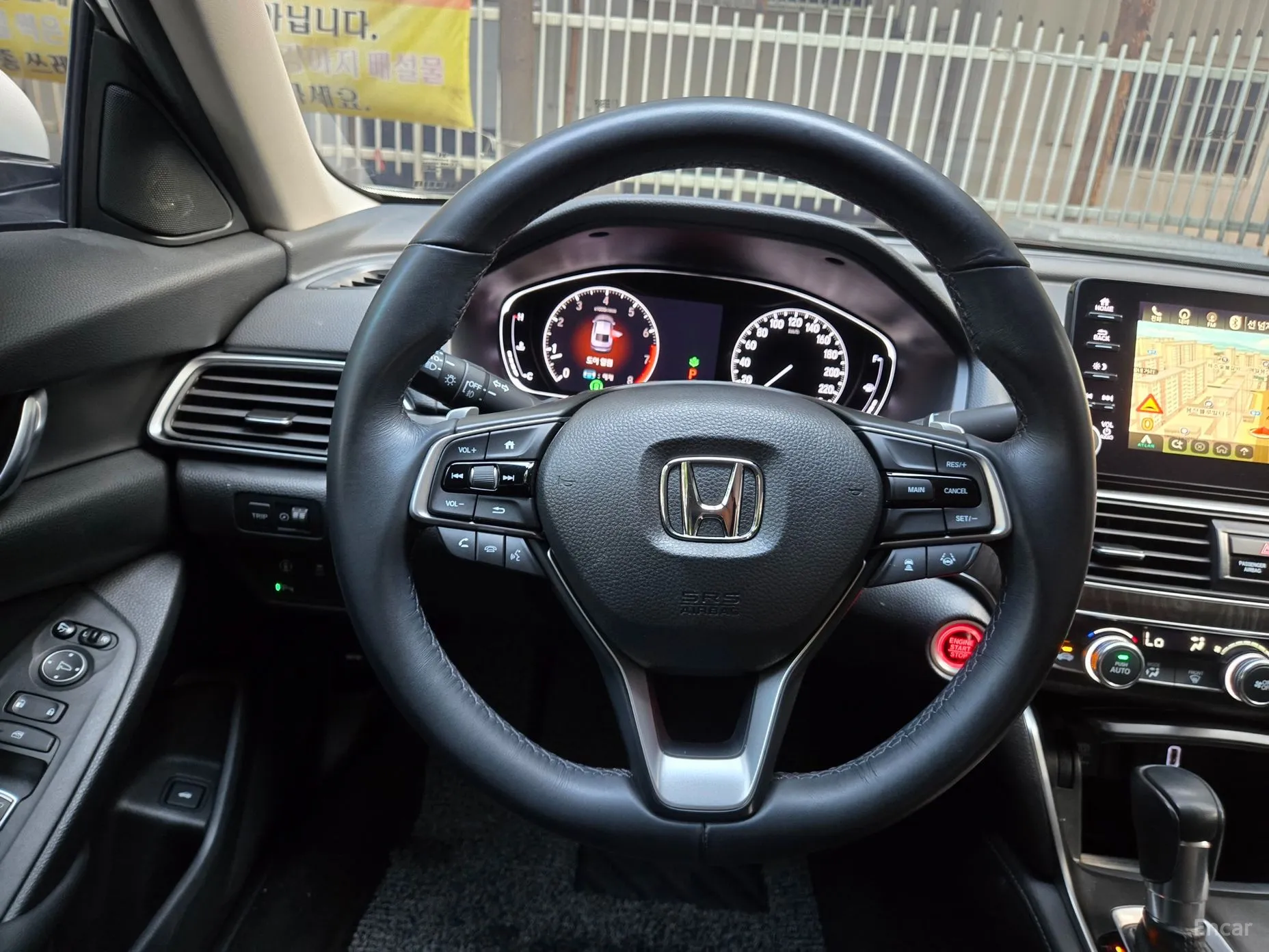 Honda Accord 10th Generation превью 14