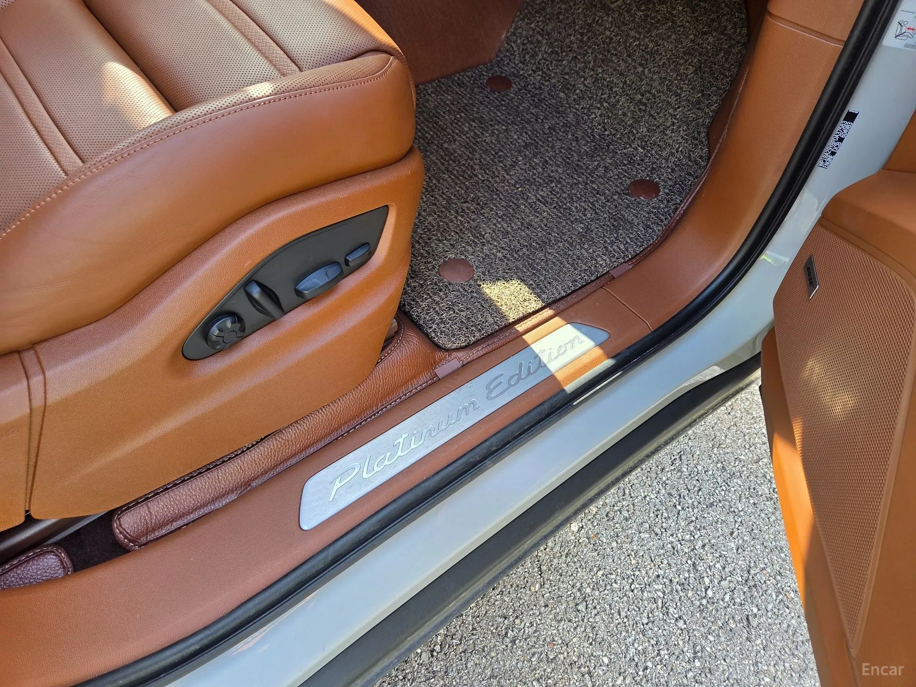 Porsche Cayenne (PO536) превью 15