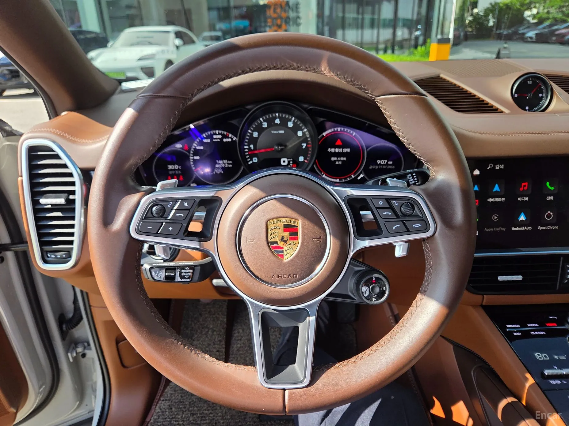 Porsche Cayenne (PO536) превью 17