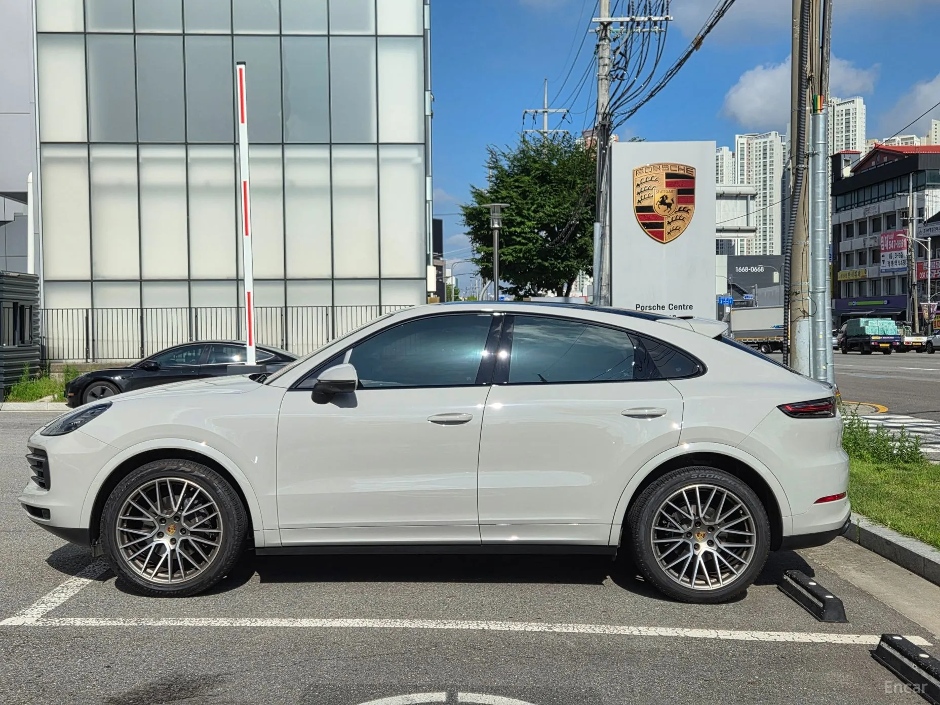 Porsche Cayenne (PO536) превью 3