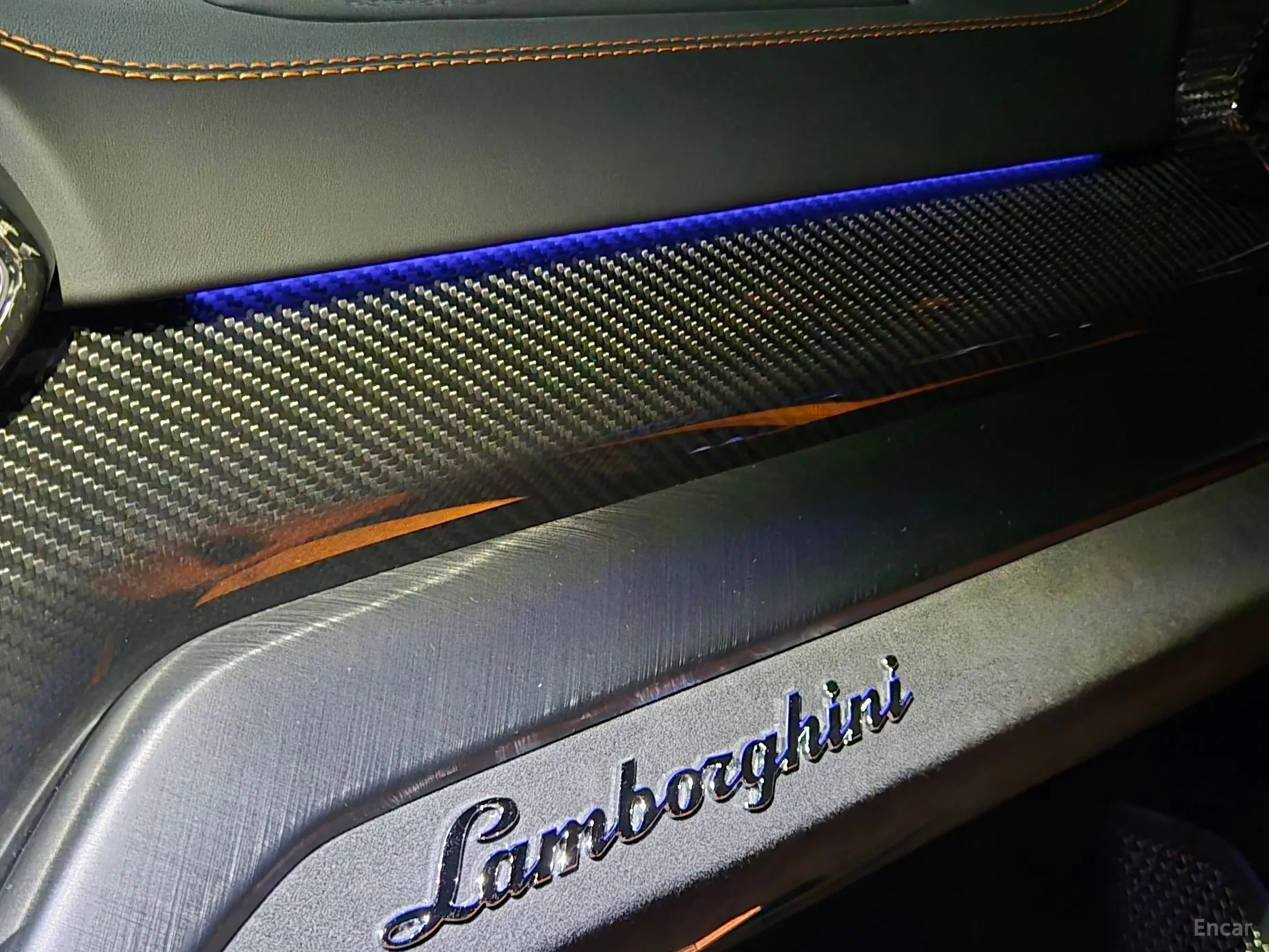Lamborghini Urus превью 11