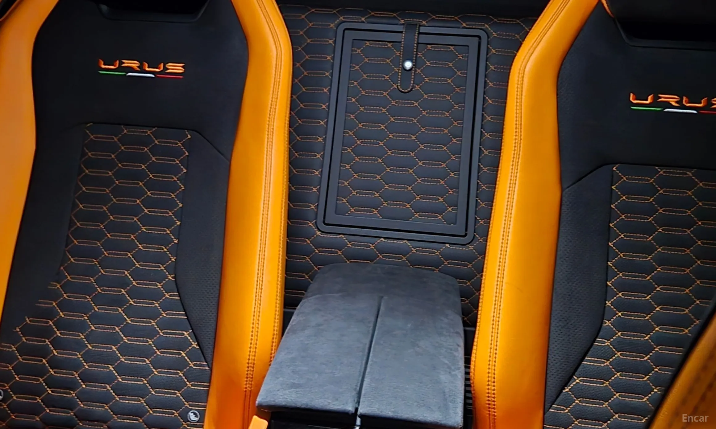 Lamborghini Urus превью 4