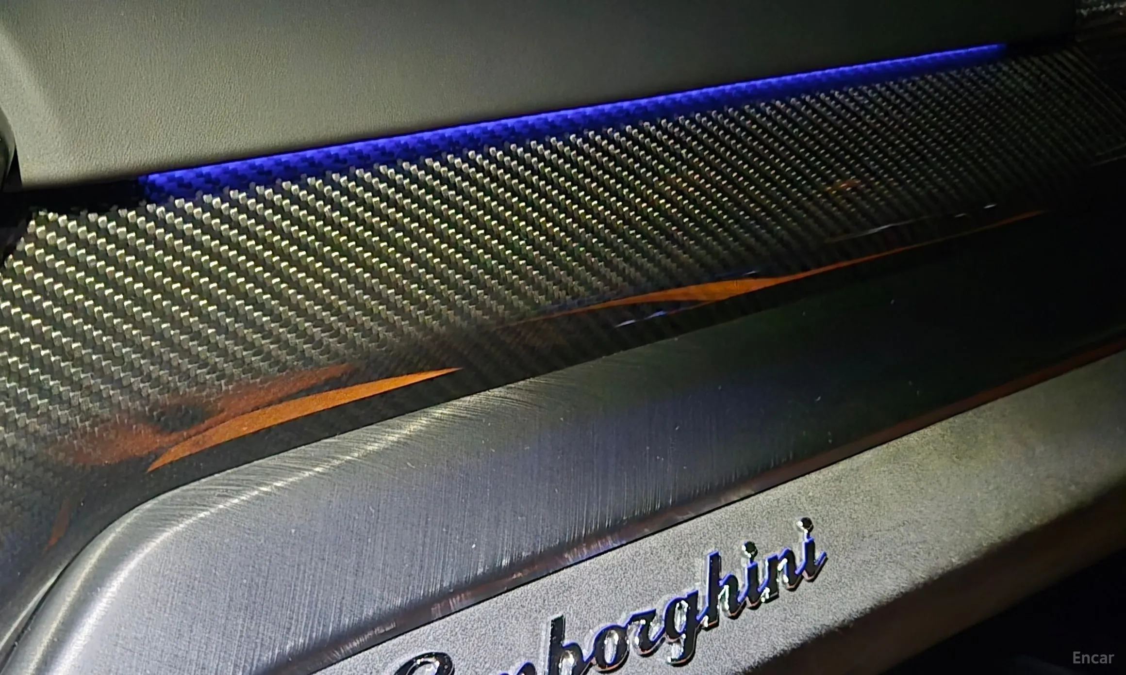 Lamborghini Urus превью 6