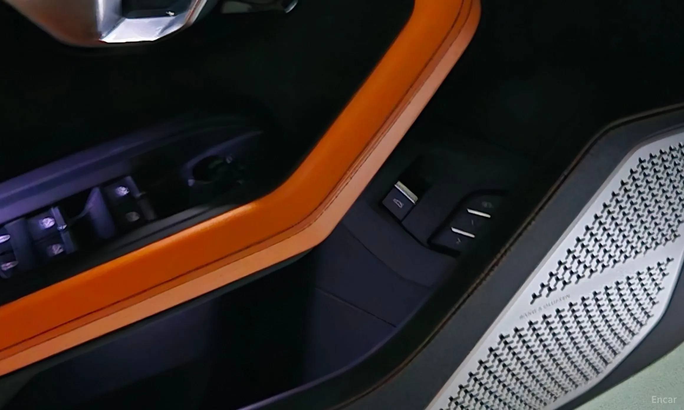 Lamborghini Urus превью 9