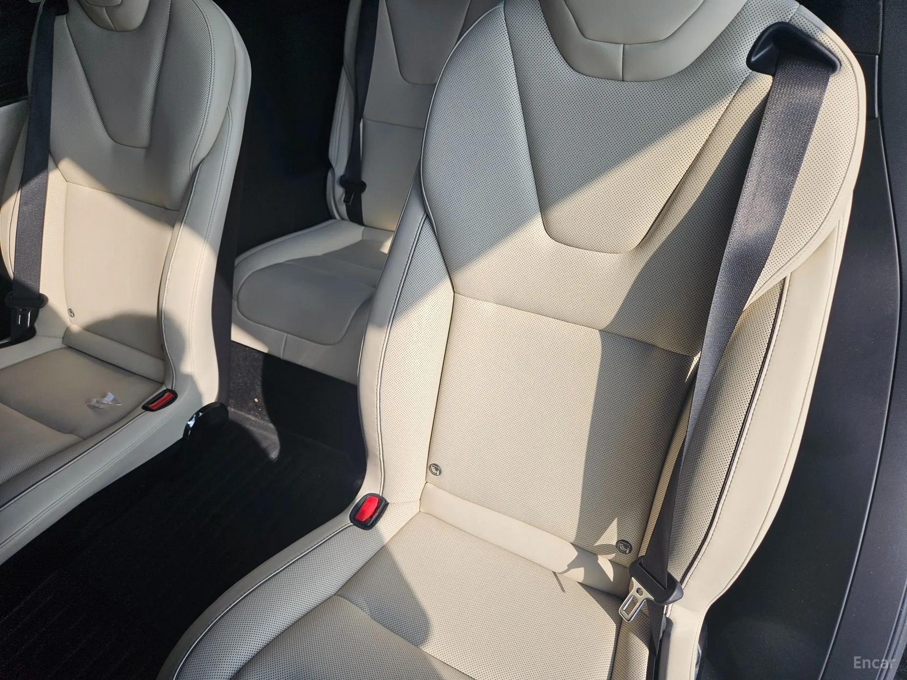 Tesla Model X превью 8