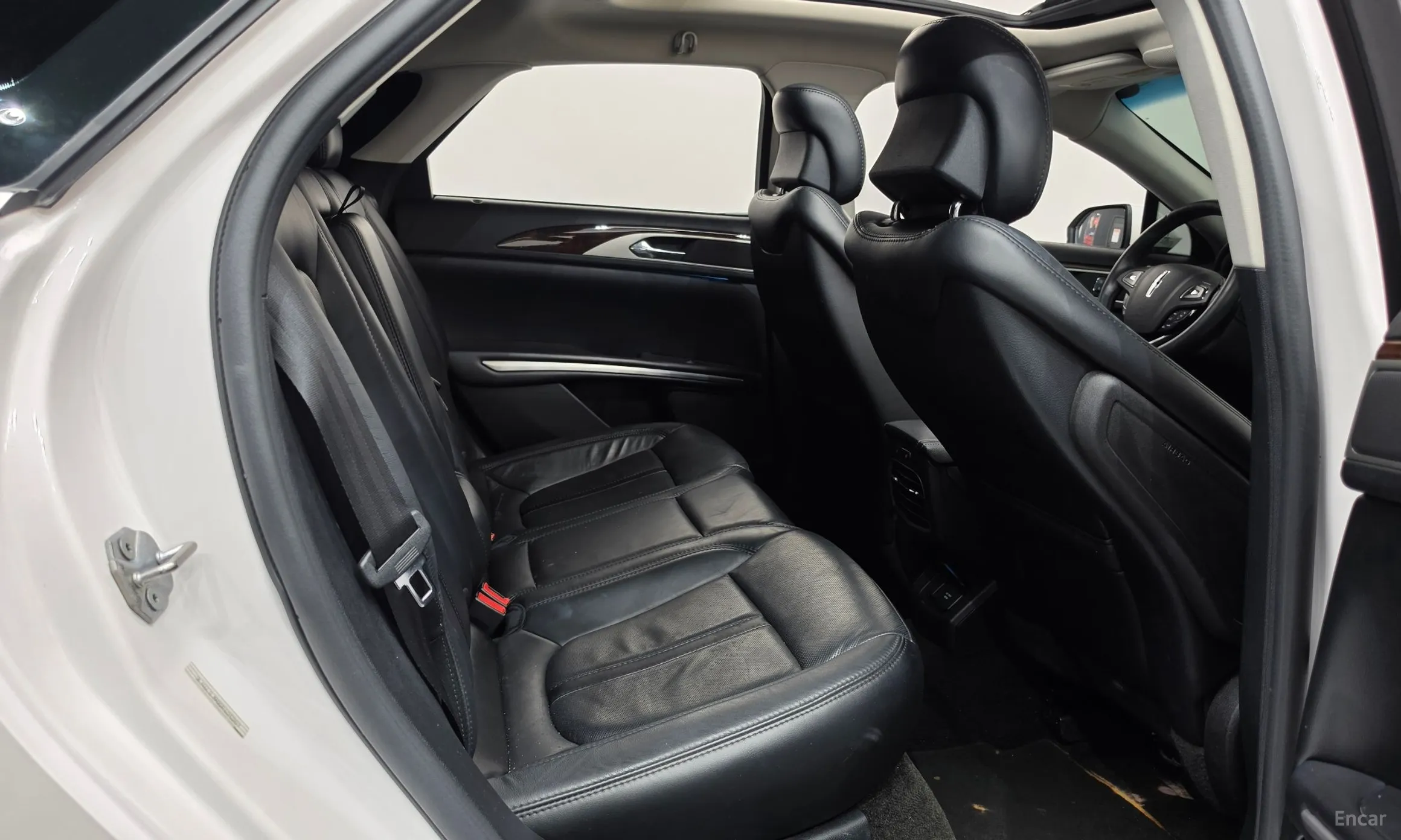 Lincoln New MKZ превью 11