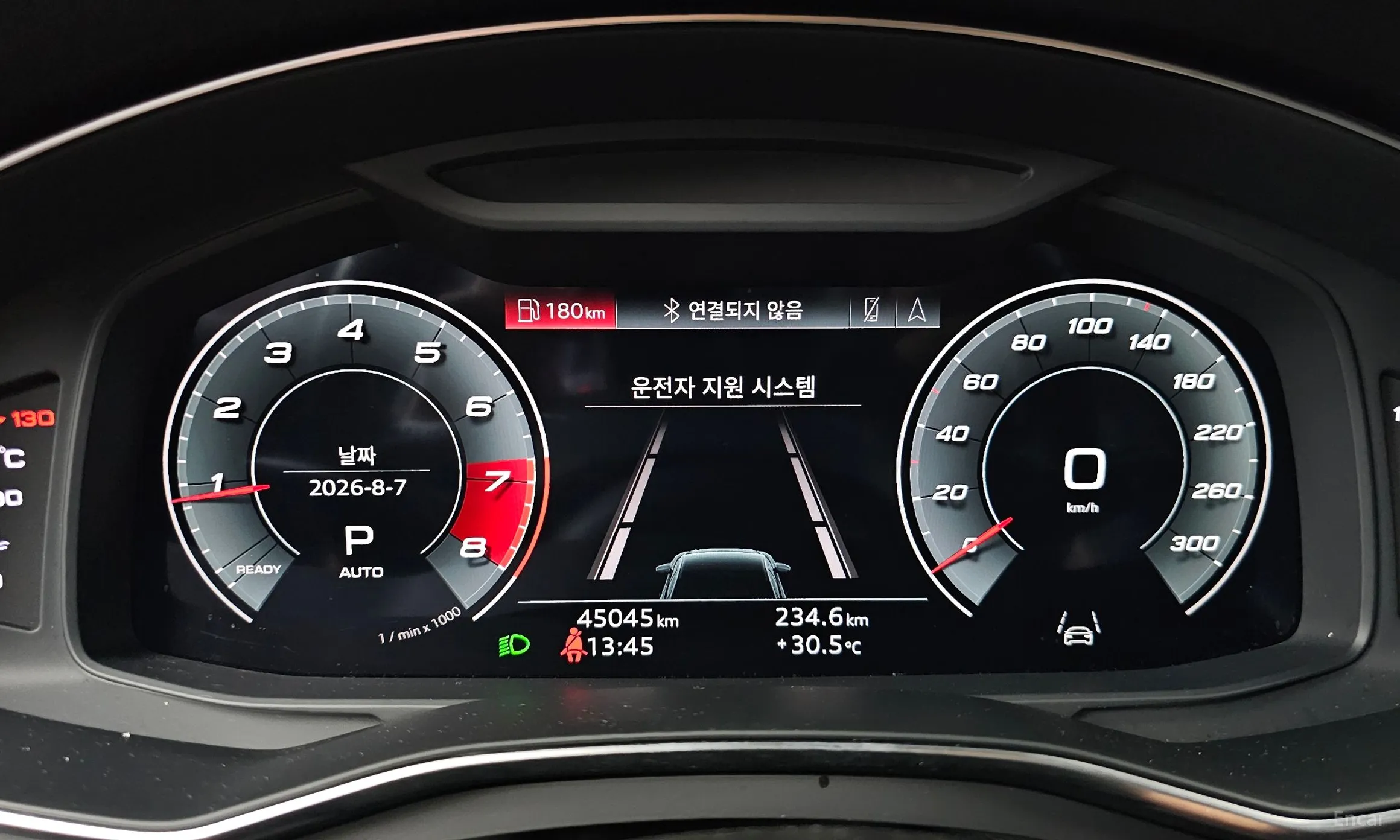 Audi A6 (C8) превью 8