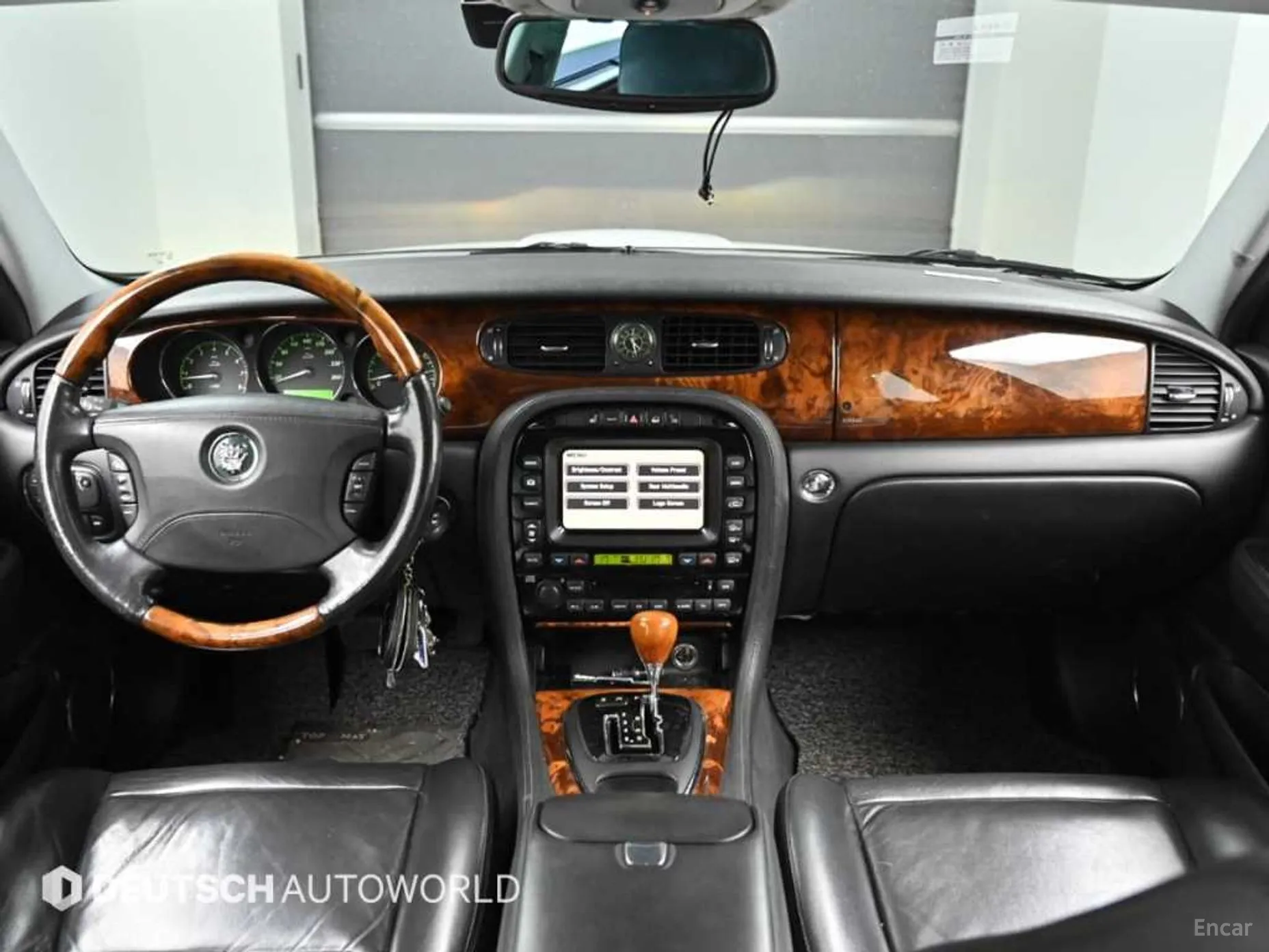 Jaguar XJ-8 превью 7