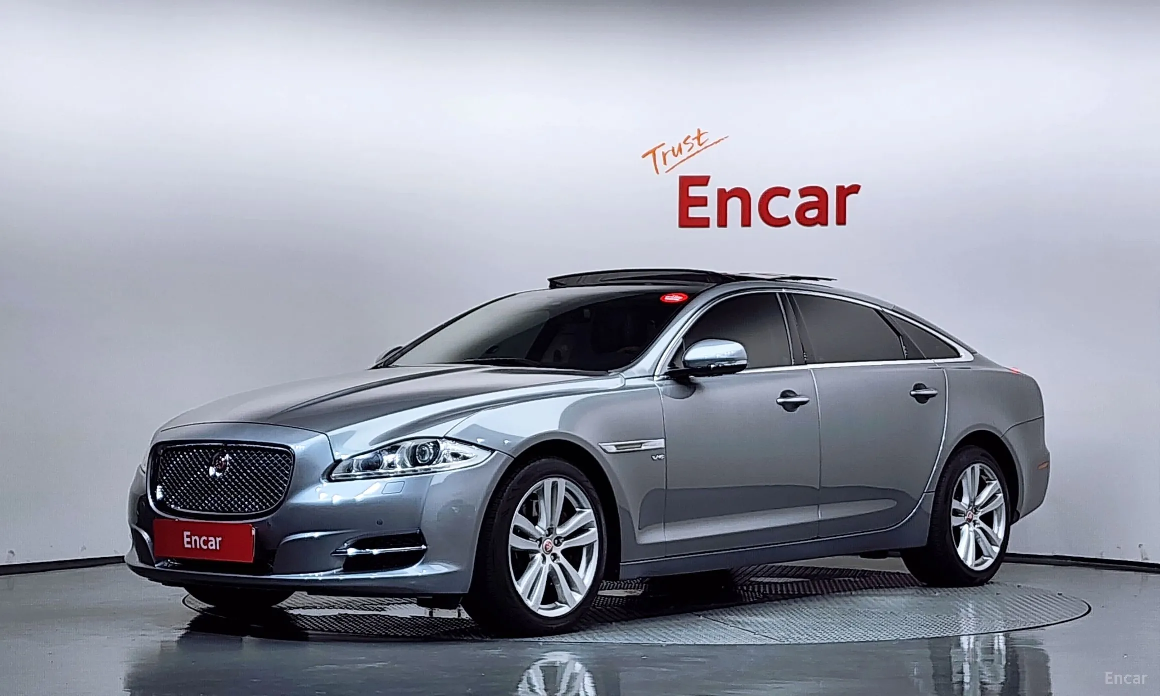 Jaguar All New XJ