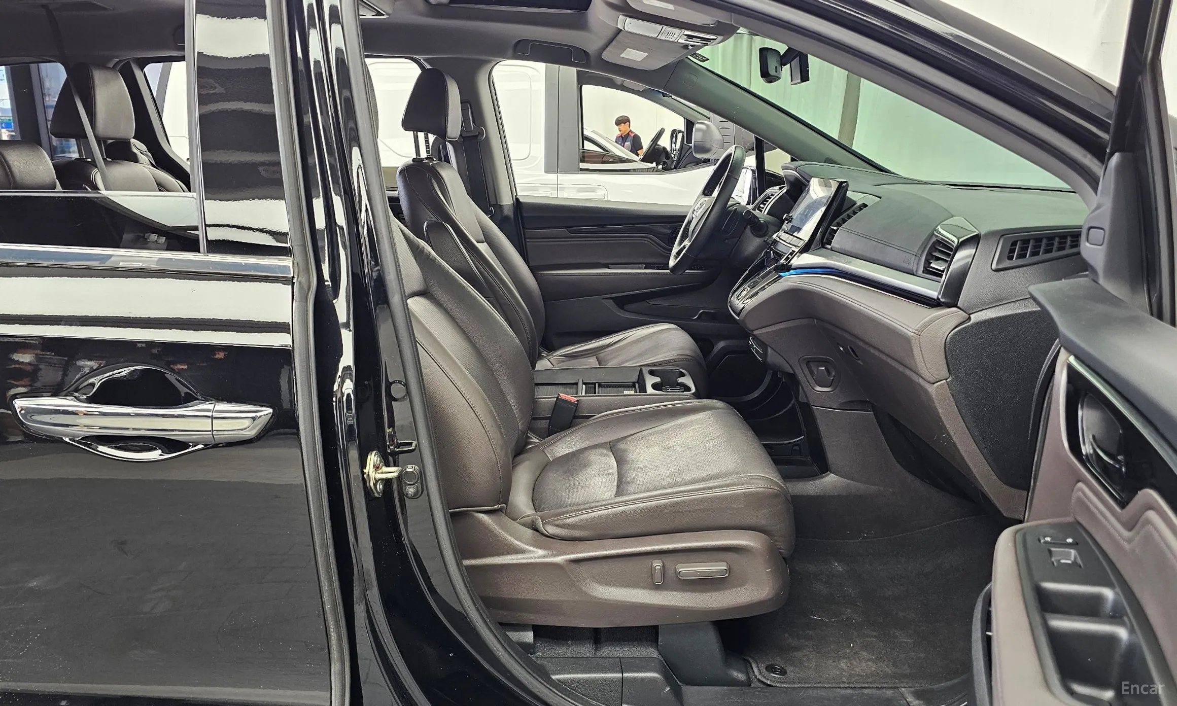 Honda Odyssey превью 11