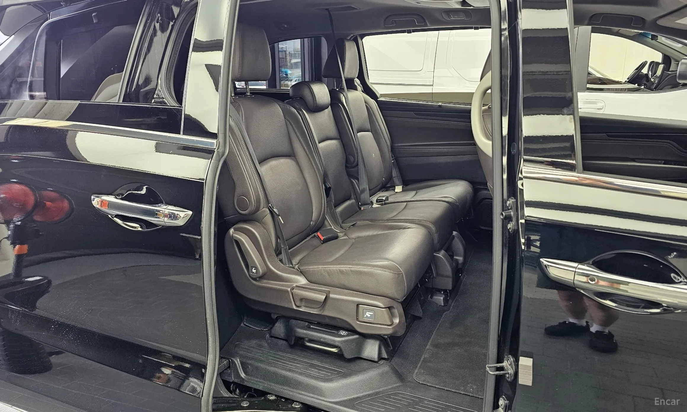 Honda Odyssey превью 12