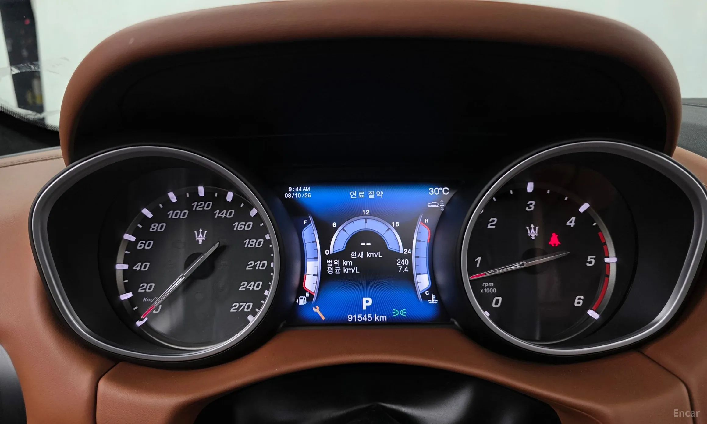 Maserati Levante превью 8