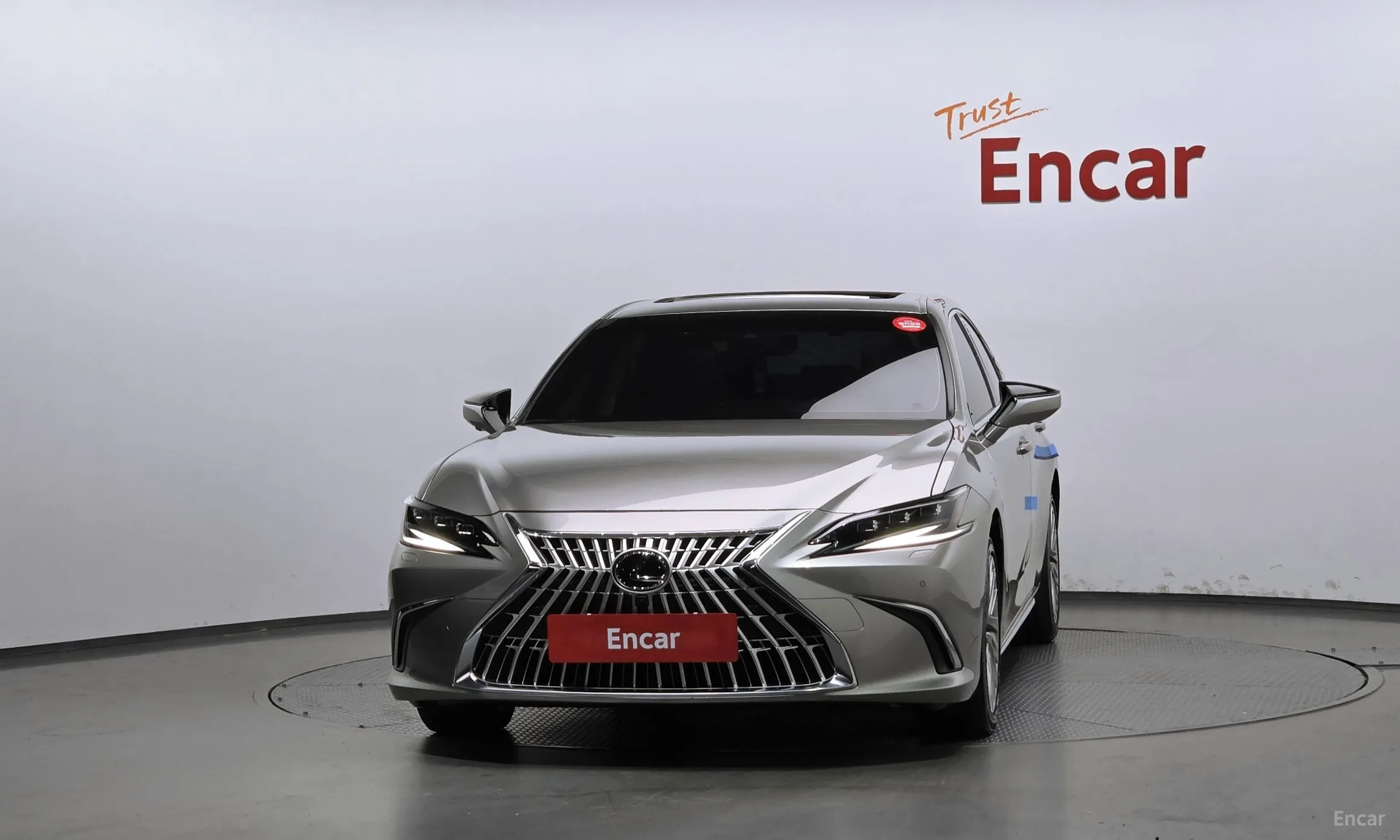 Lexus ES300h 7th Generation превью 3