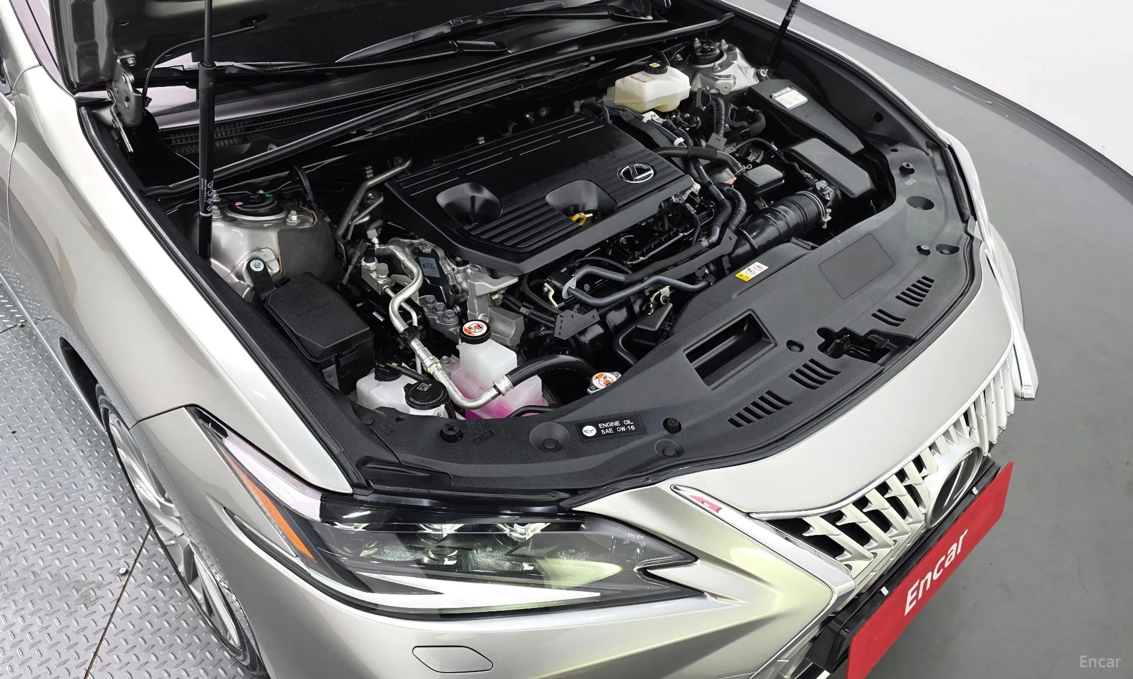Lexus ES300h 7th Generation превью 6