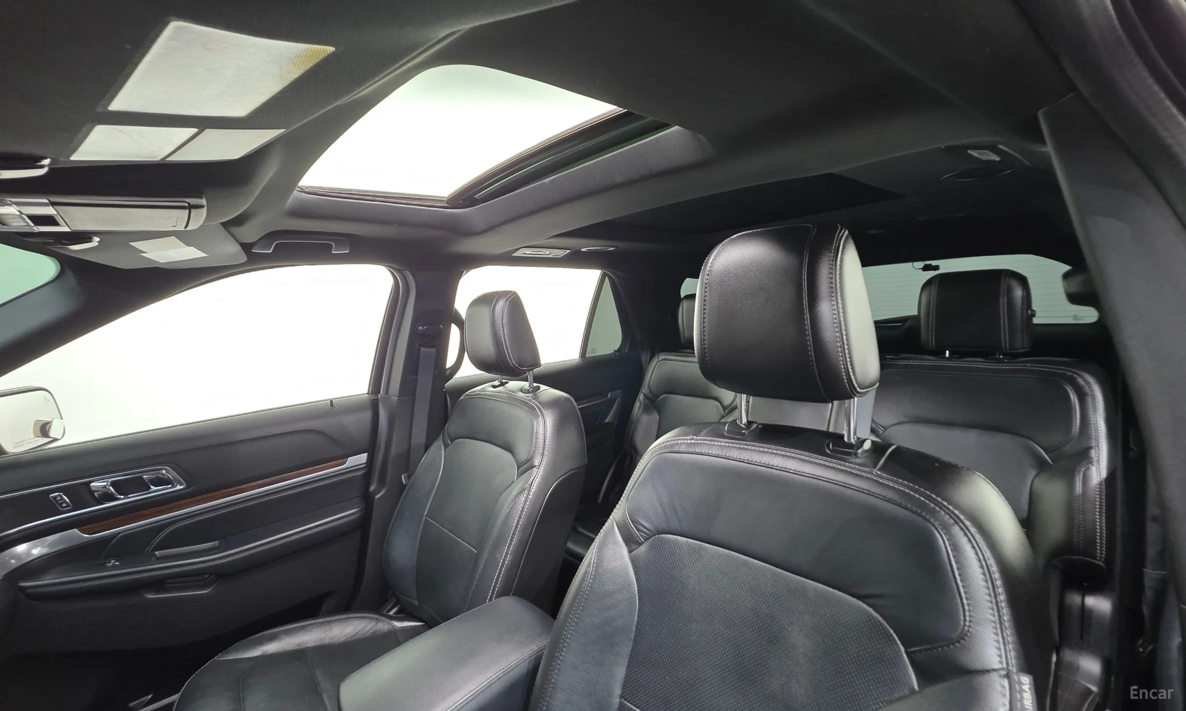 Ford Explorer превью 11