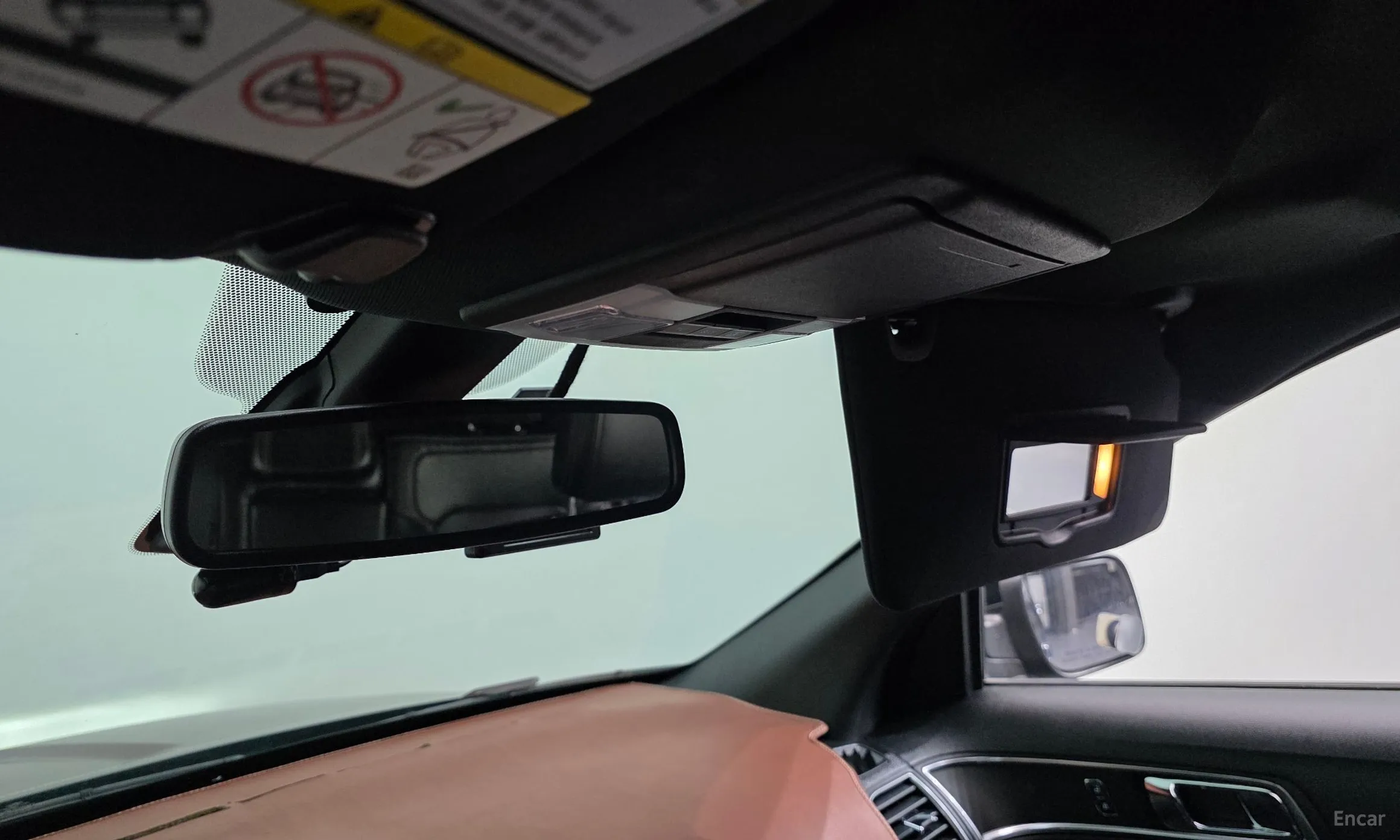 Ford Explorer превью 14