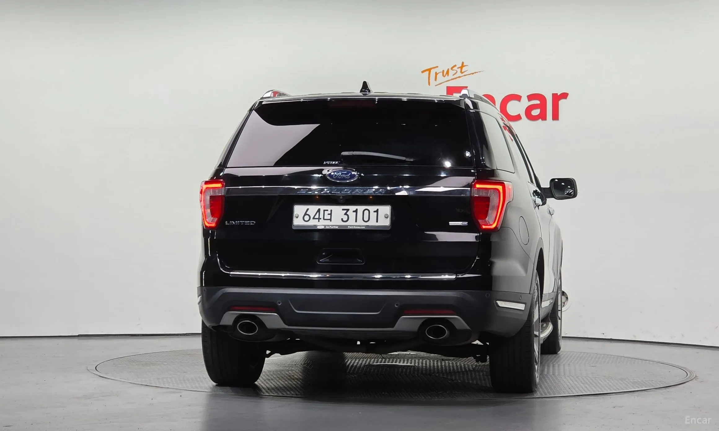Ford Explorer превью 4