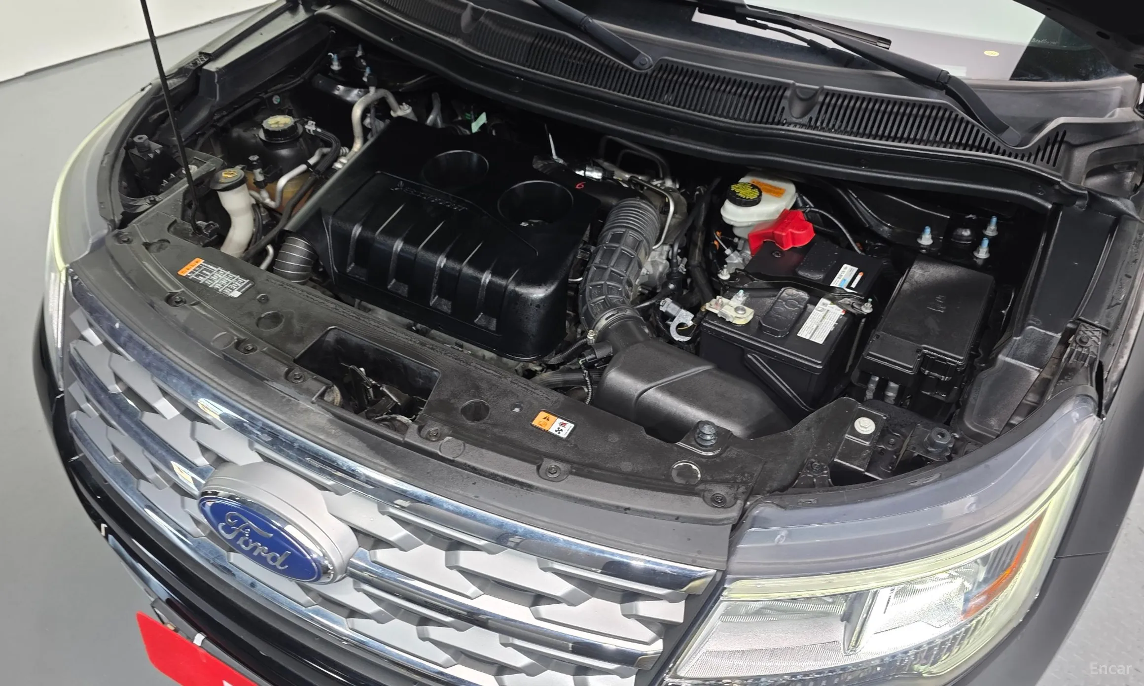 Ford Explorer превью 6
