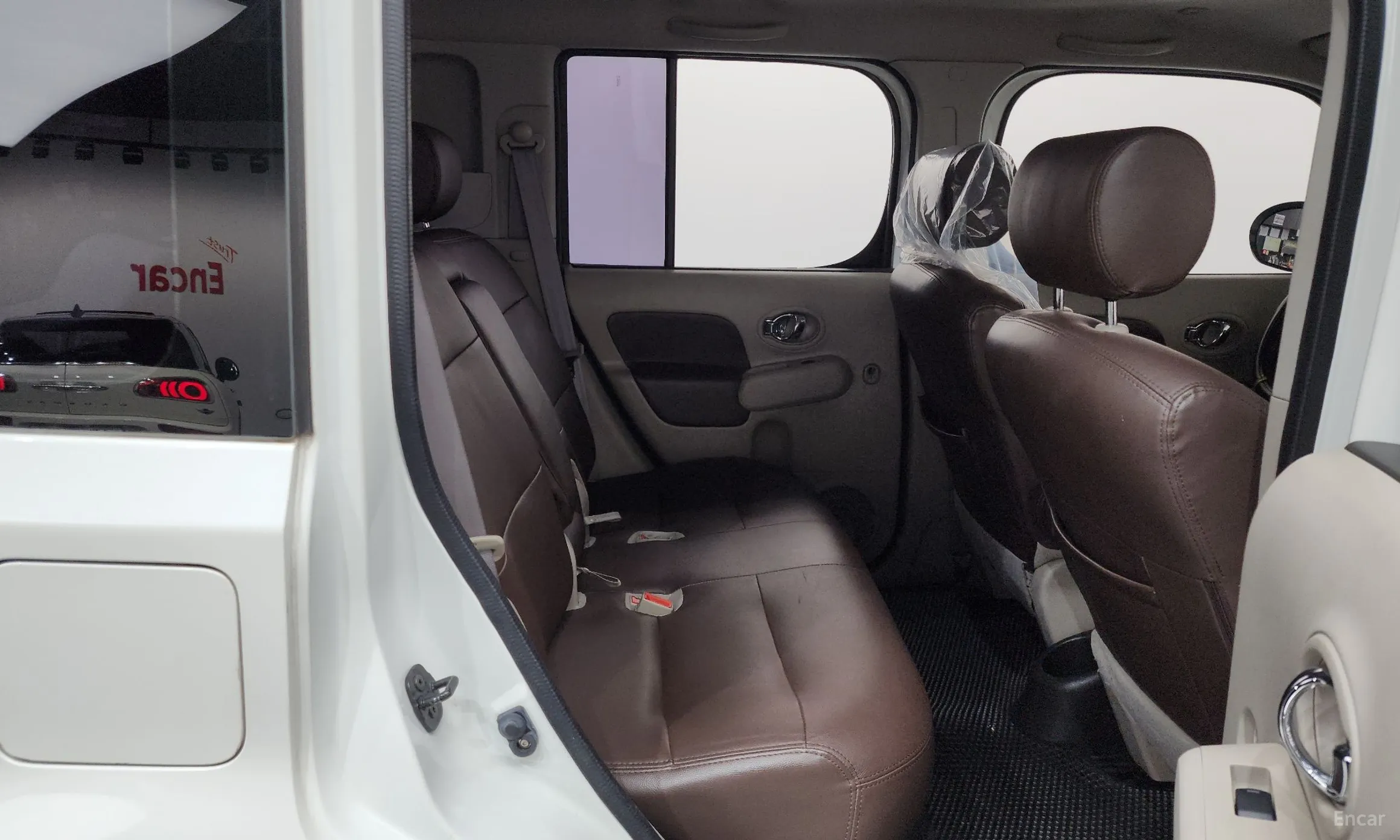 Nissan Cube превью 12